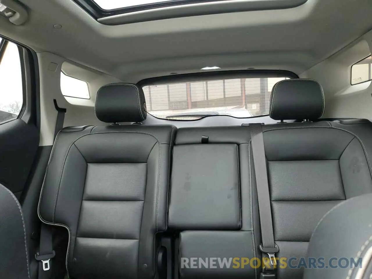 10 Photograph of a damaged car 3GKALXEX1KL137663 GMC TERRAIN 2019