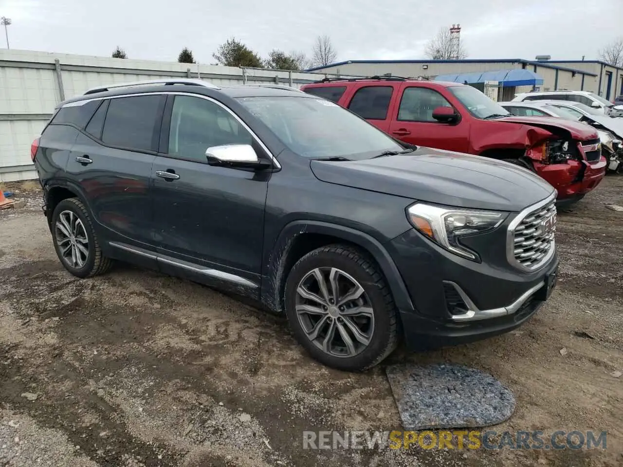 4 Photograph of a damaged car 3GKALXEX1KL390529 GMC TERRAIN 2019