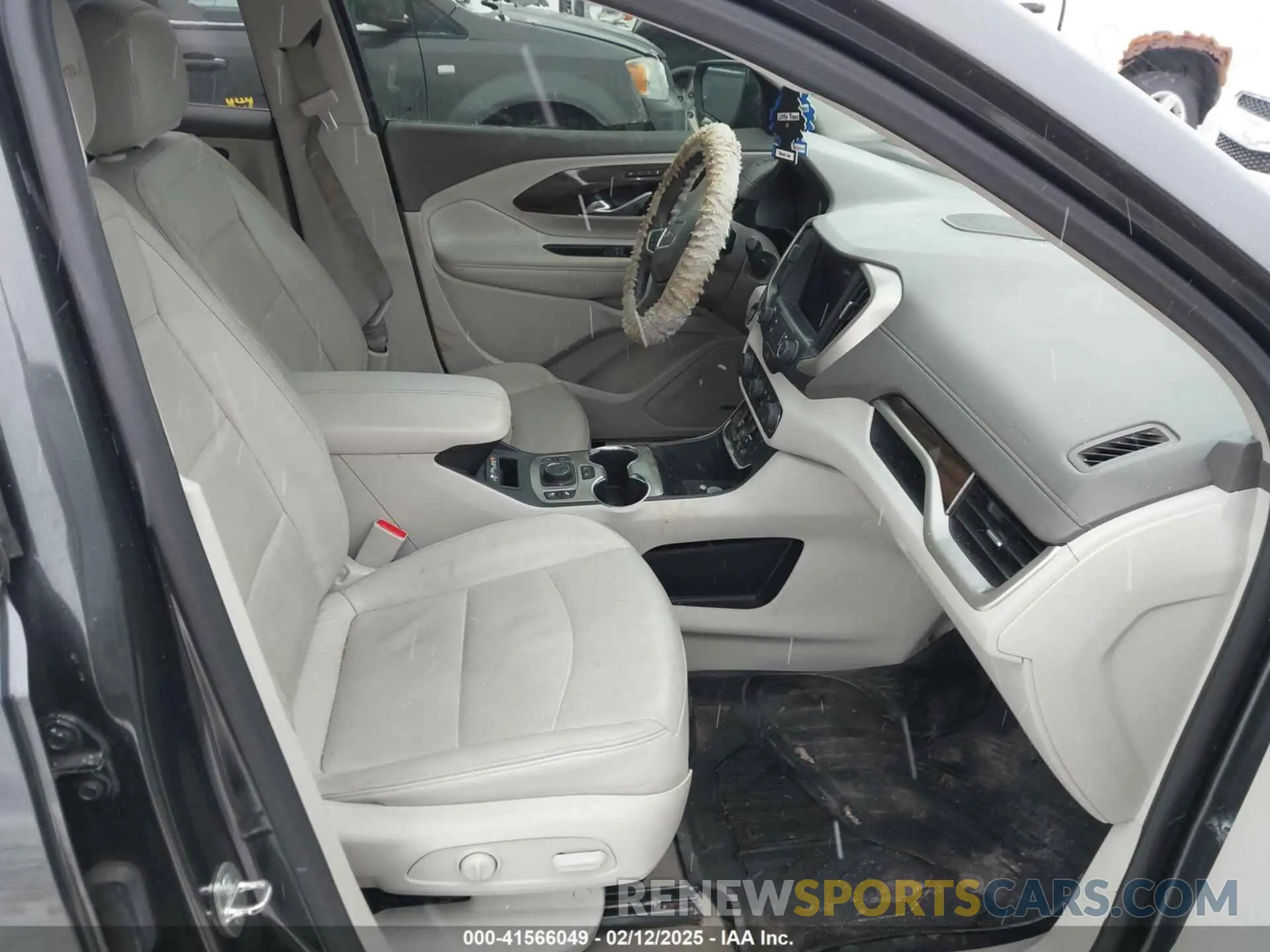 5 Photograph of a damaged car 3GKALXEX2KL201449 GMC TERRAIN 2019