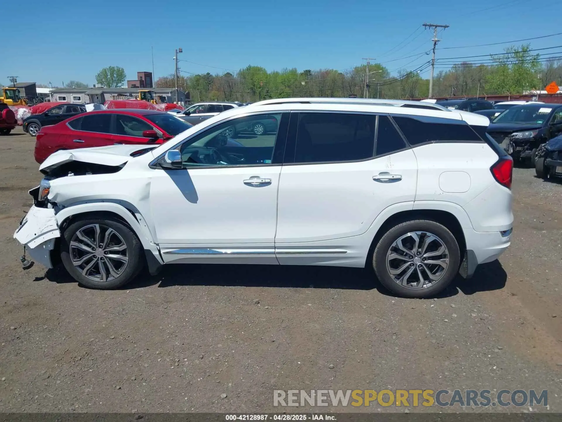 14 Photograph of a damaged car 3GKALXEX9KL150337 GMC TERRAIN 2019