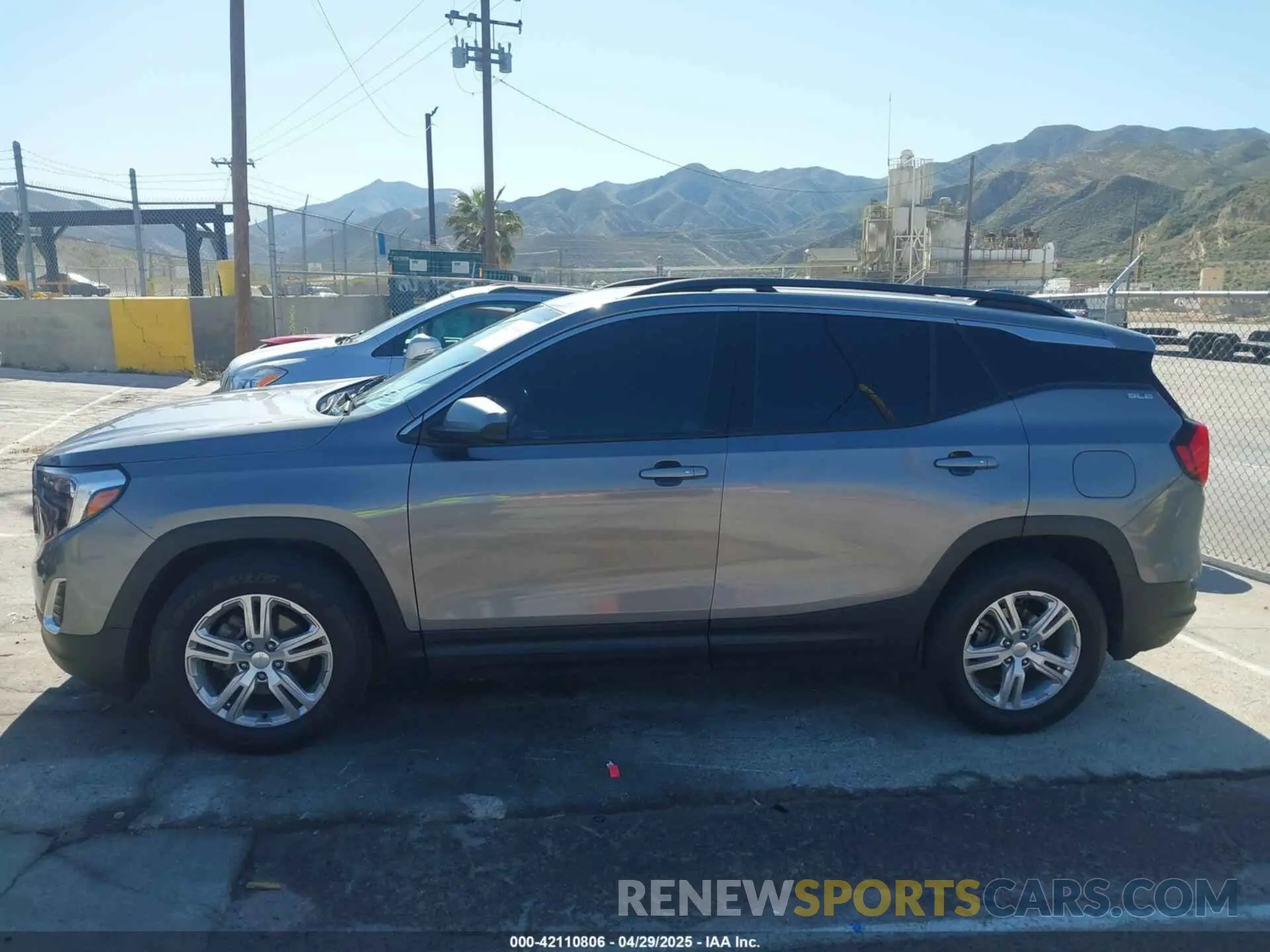 14 Photograph of a damaged car 3GKALMEV0LL110856 GMC TERRAIN 2020