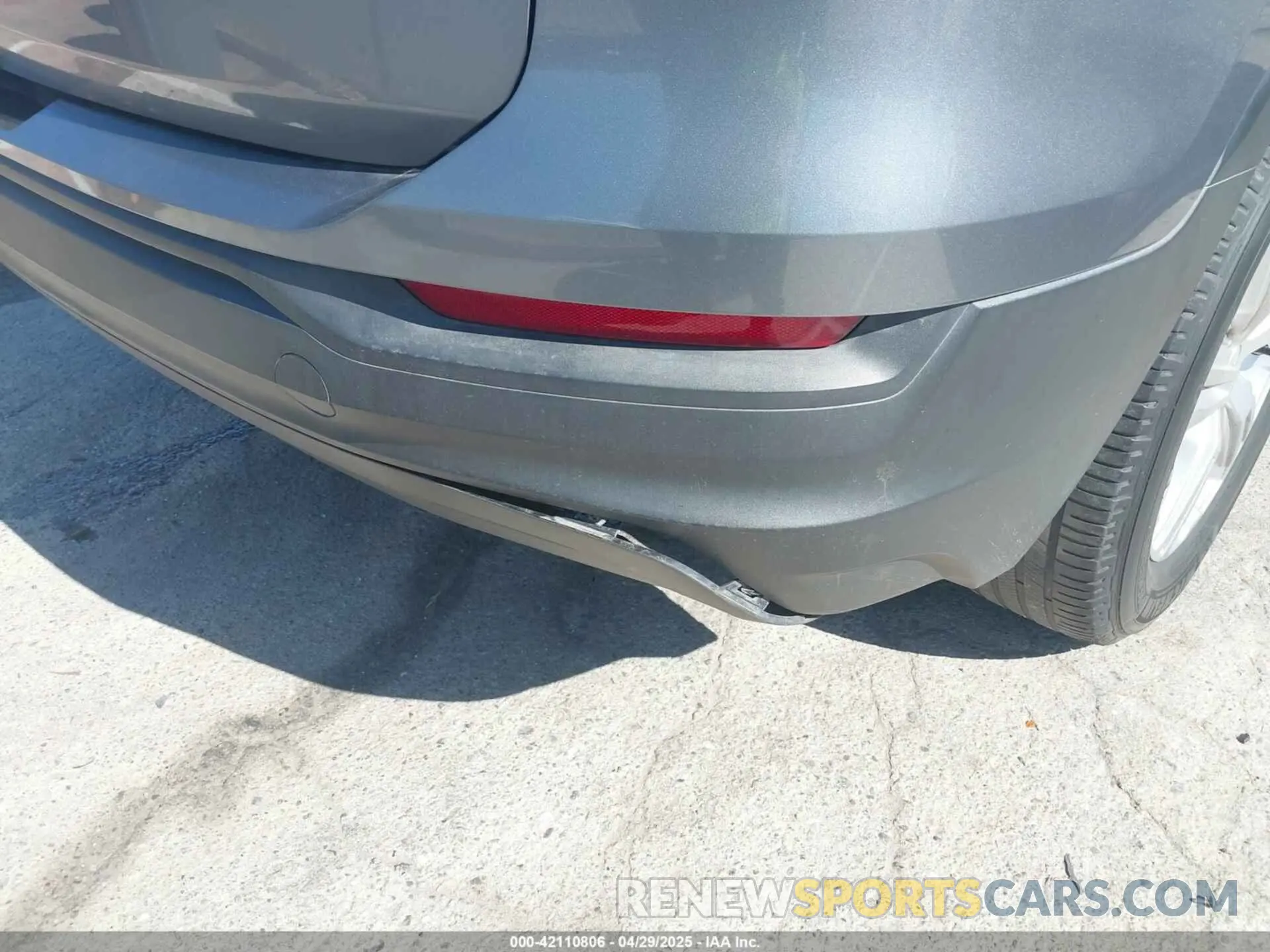 6 Photograph of a damaged car 3GKALMEV0LL110856 GMC TERRAIN 2020