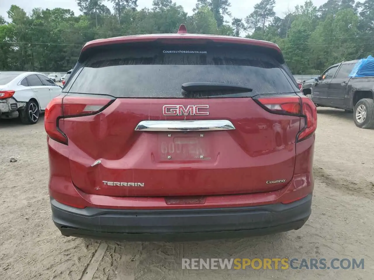 6 Photograph of a damaged car 3GKALMEV0LL158793 GMC TERRAIN 2020