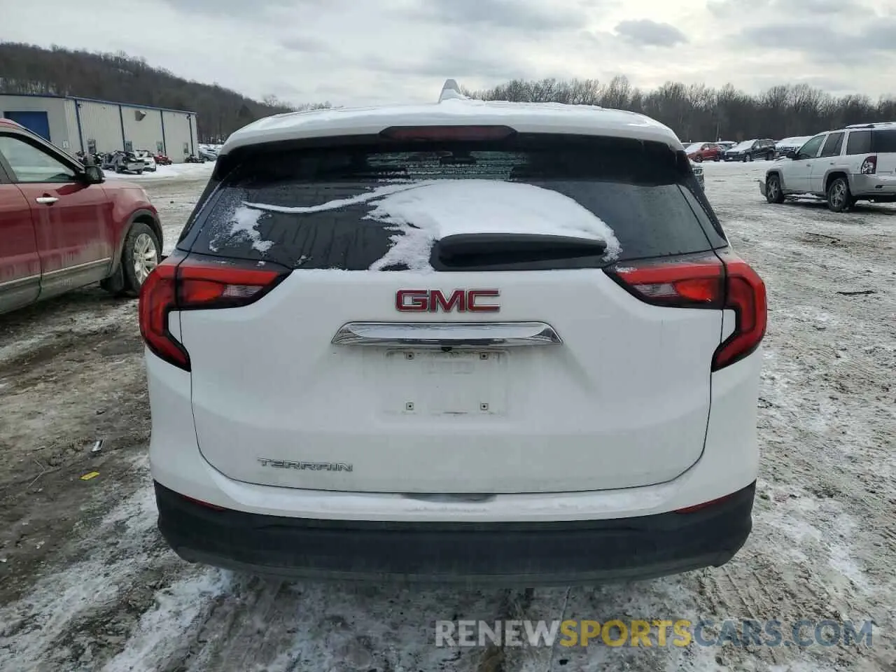 6 Photograph of a damaged car 3GKALMEV0LL215526 GMC TERRAIN 2020