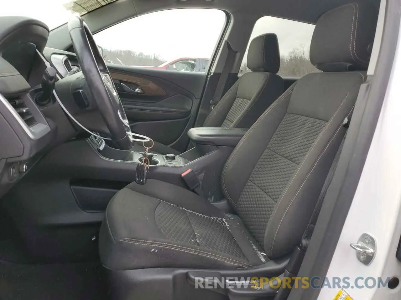 7 Photograph of a damaged car 3GKALMEV0LL215526 GMC TERRAIN 2020