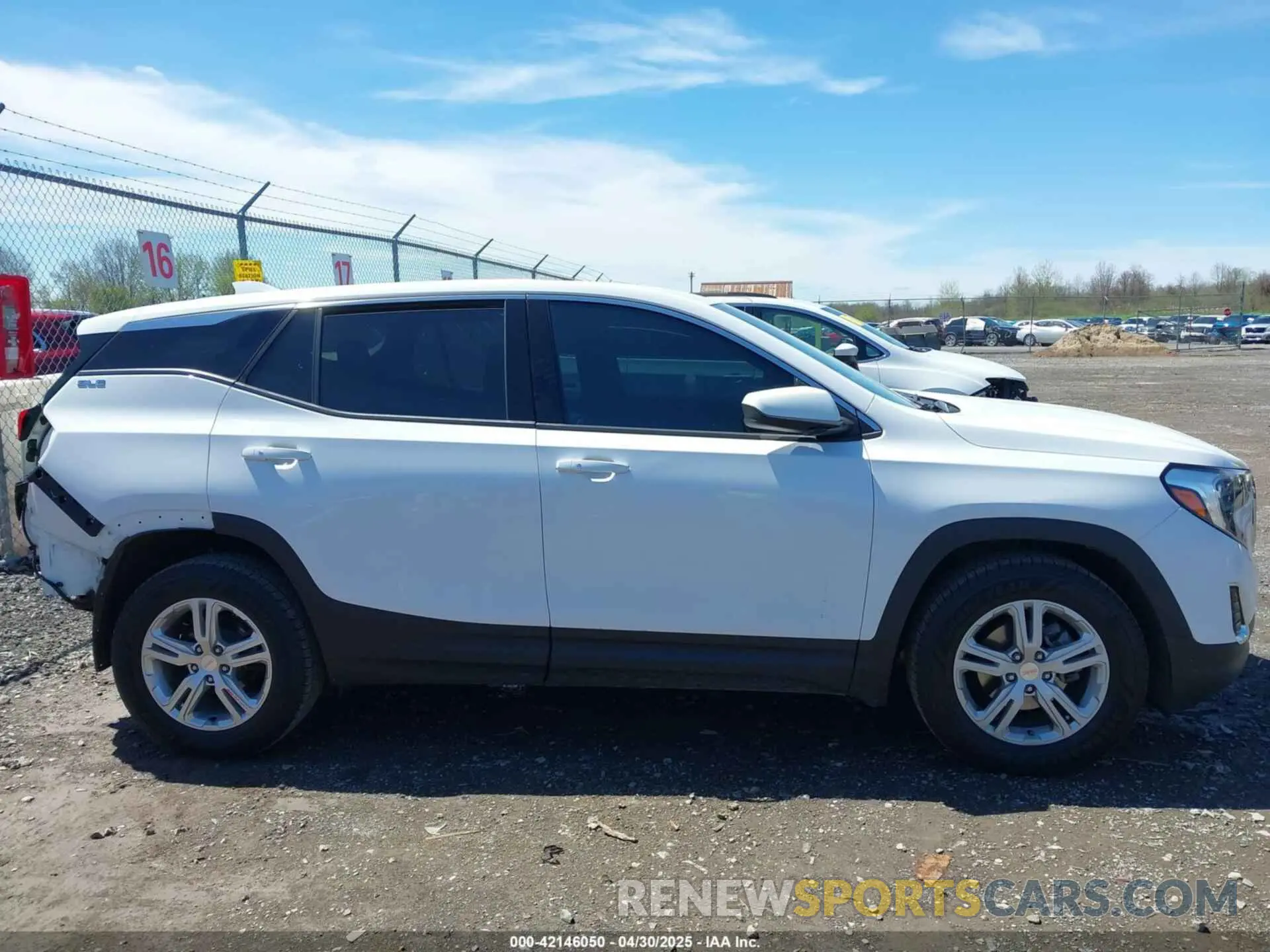 14 Photograph of a damaged car 3GKALMEV1LL134843 GMC TERRAIN 2020