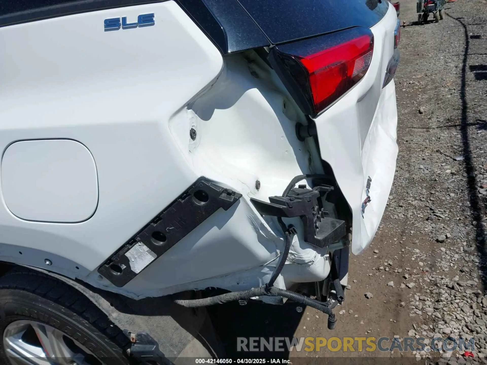 19 Photograph of a damaged car 3GKALMEV1LL134843 GMC TERRAIN 2020