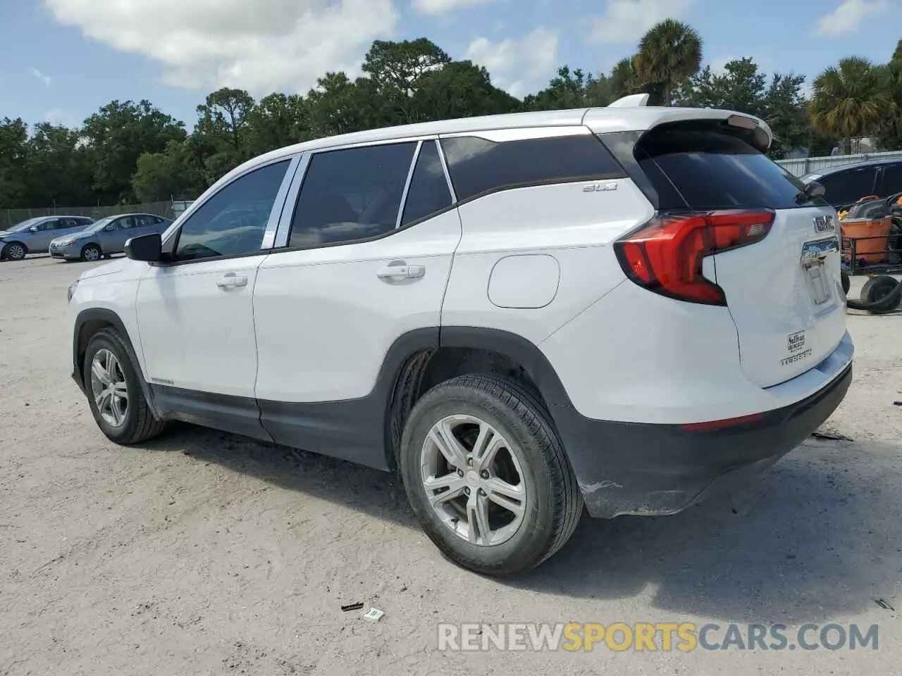 2 Photograph of a damaged car 3GKALMEV1LL142523 GMC TERRAIN 2020