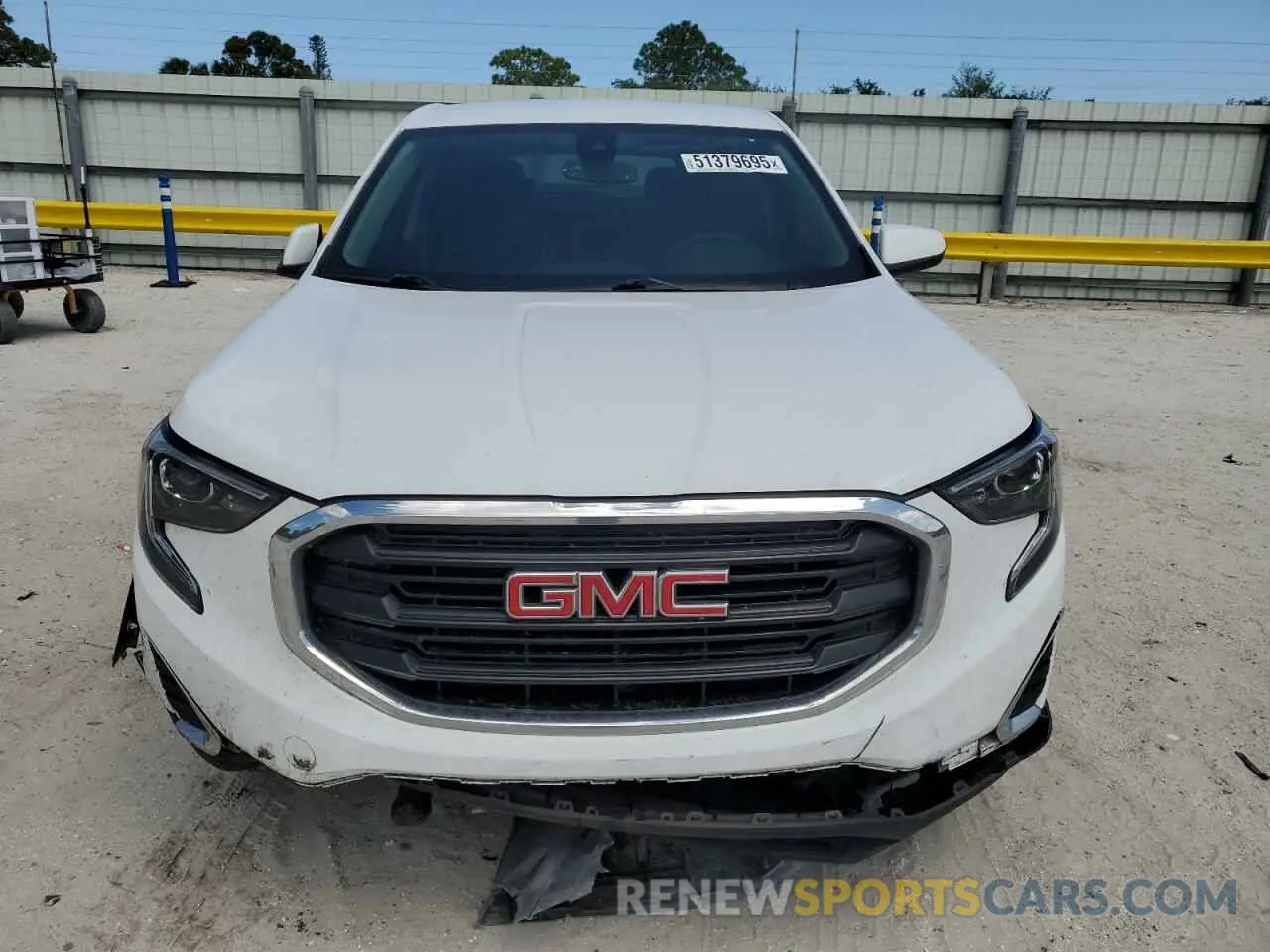 5 Photograph of a damaged car 3GKALMEV1LL142523 GMC TERRAIN 2020