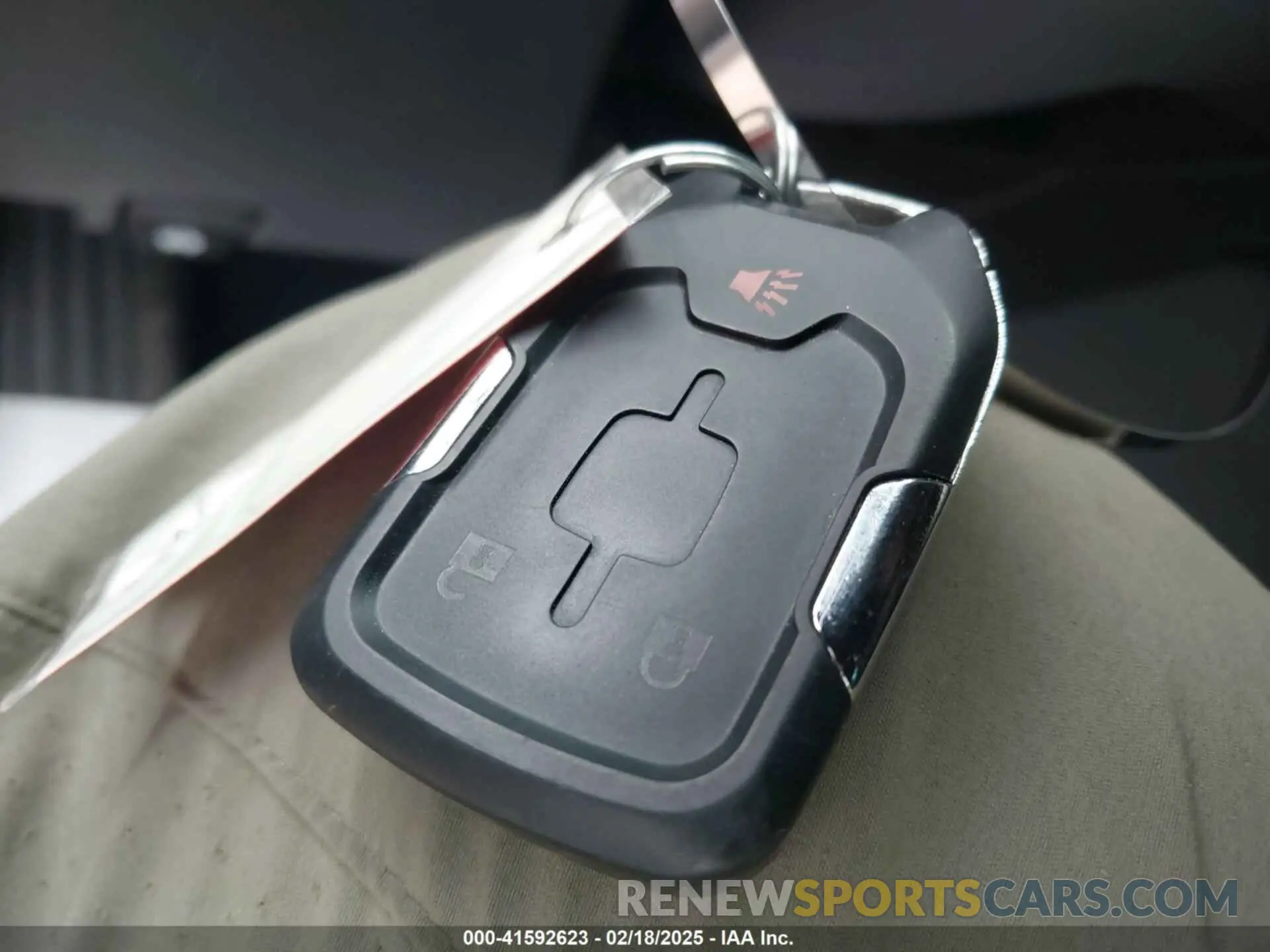11 Photograph of a damaged car 3GKALMEV1LL145017 GMC TERRAIN 2020
