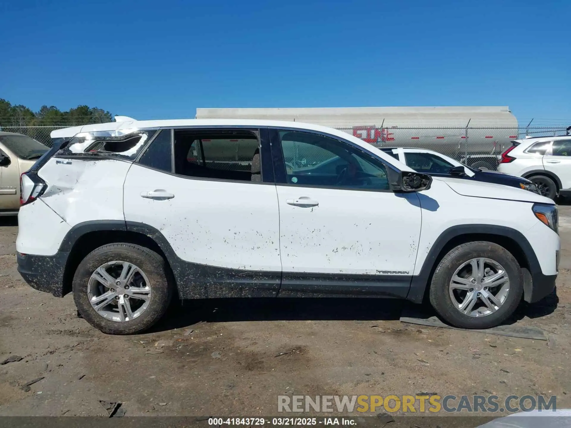 13 Photograph of a damaged car 3GKALMEV1LL224087 GMC TERRAIN 2020