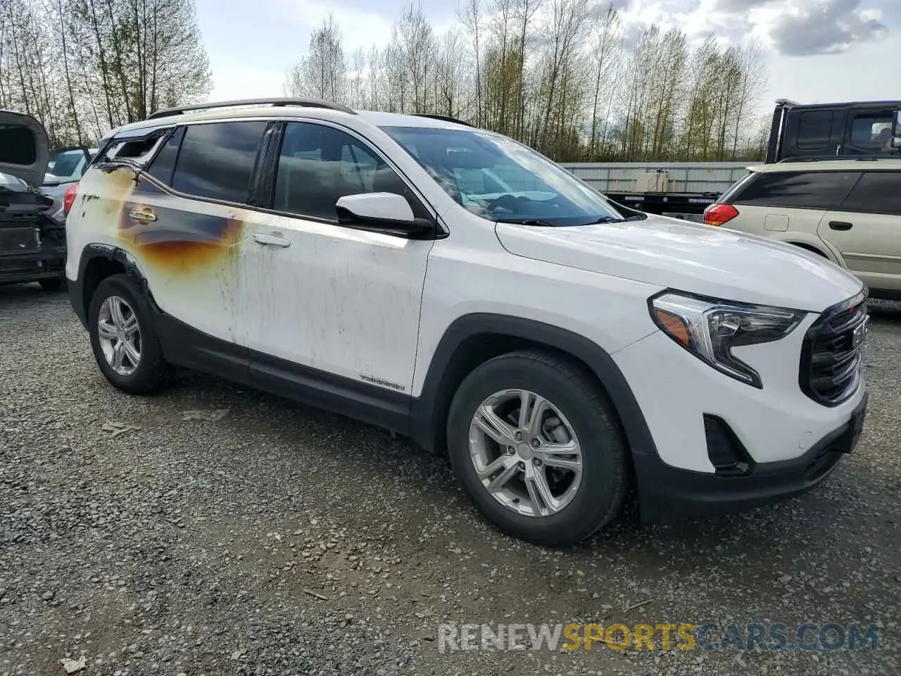 4 Photograph of a damaged car 3GKALMEV1LL263634 GMC TERRAIN 2020