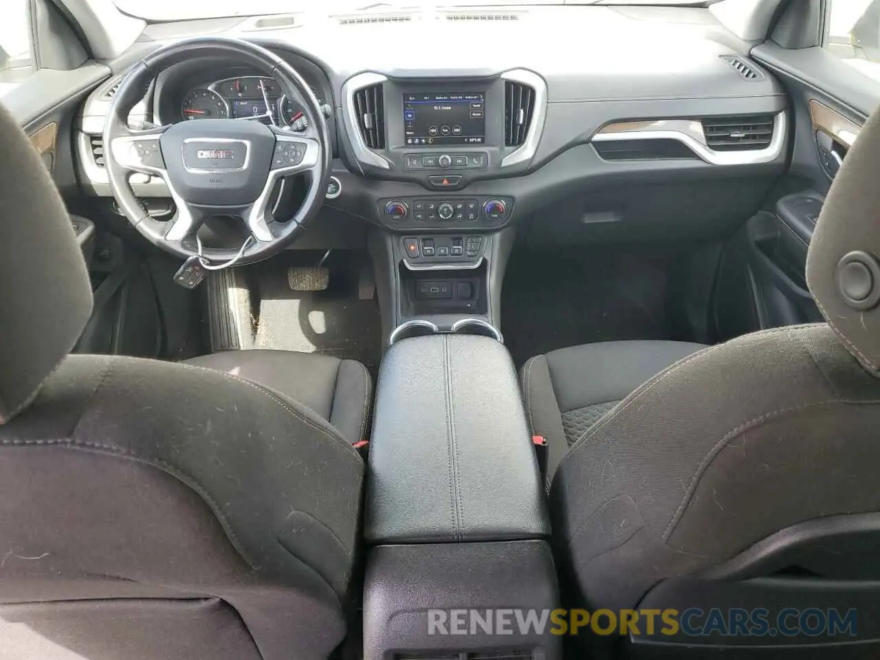 8 Photograph of a damaged car 3GKALMEV1LL263634 GMC TERRAIN 2020