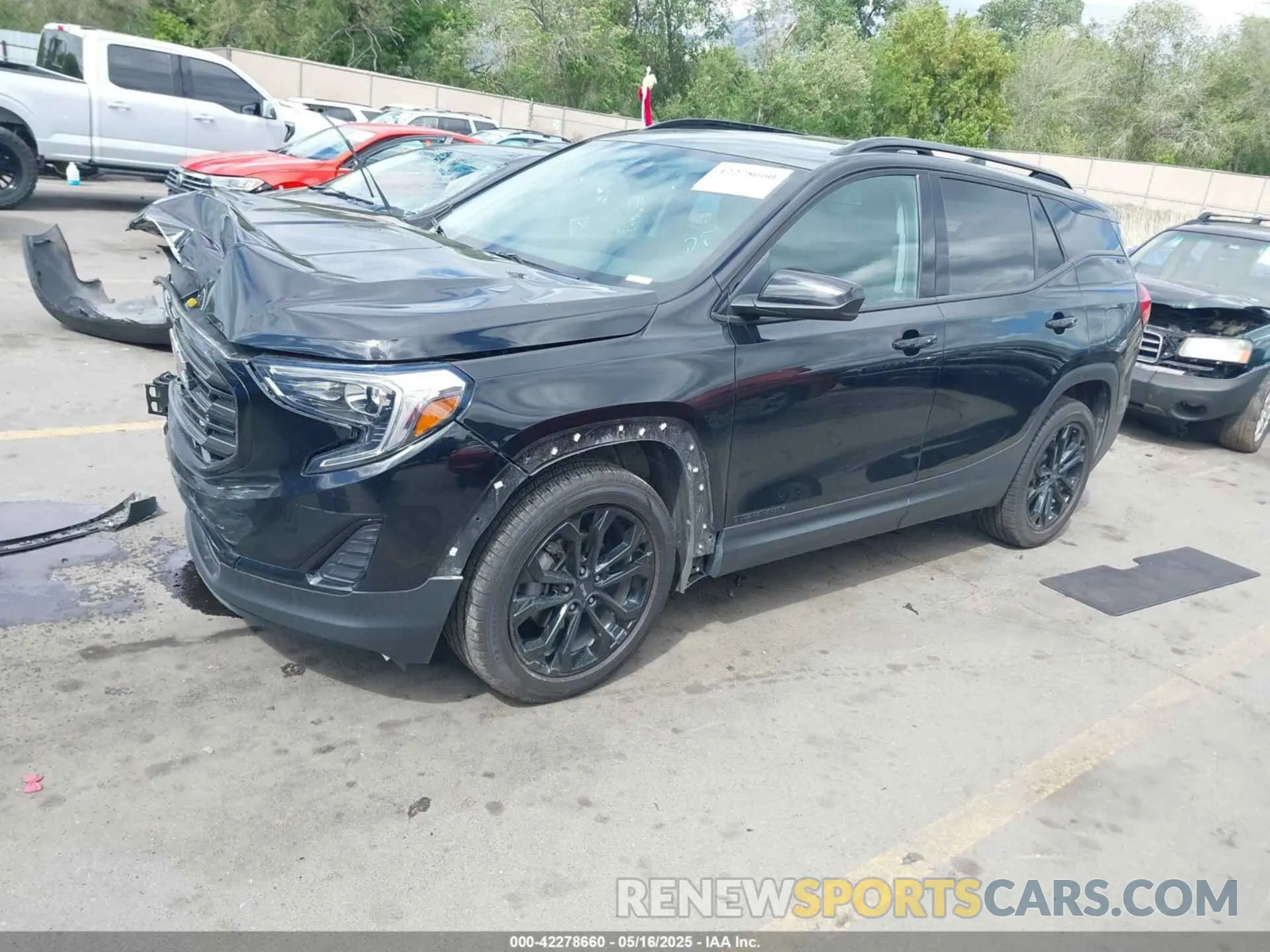 2 Photograph of a damaged car 3GKALMEV1LL344326 GMC TERRAIN 2020