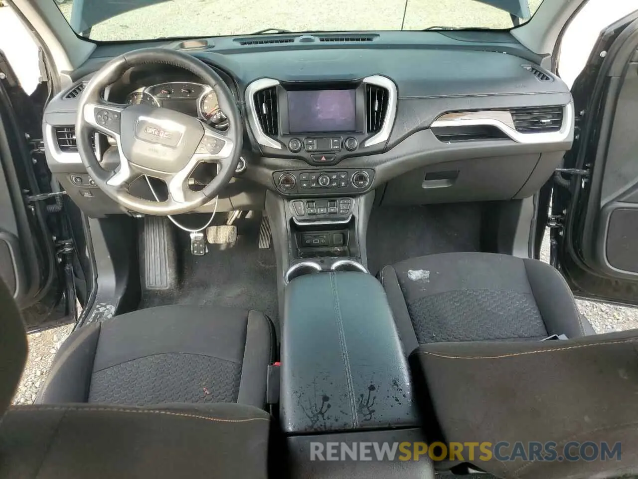 8 Photograph of a damaged car 3GKALMEV2LL129876 GMC TERRAIN 2020