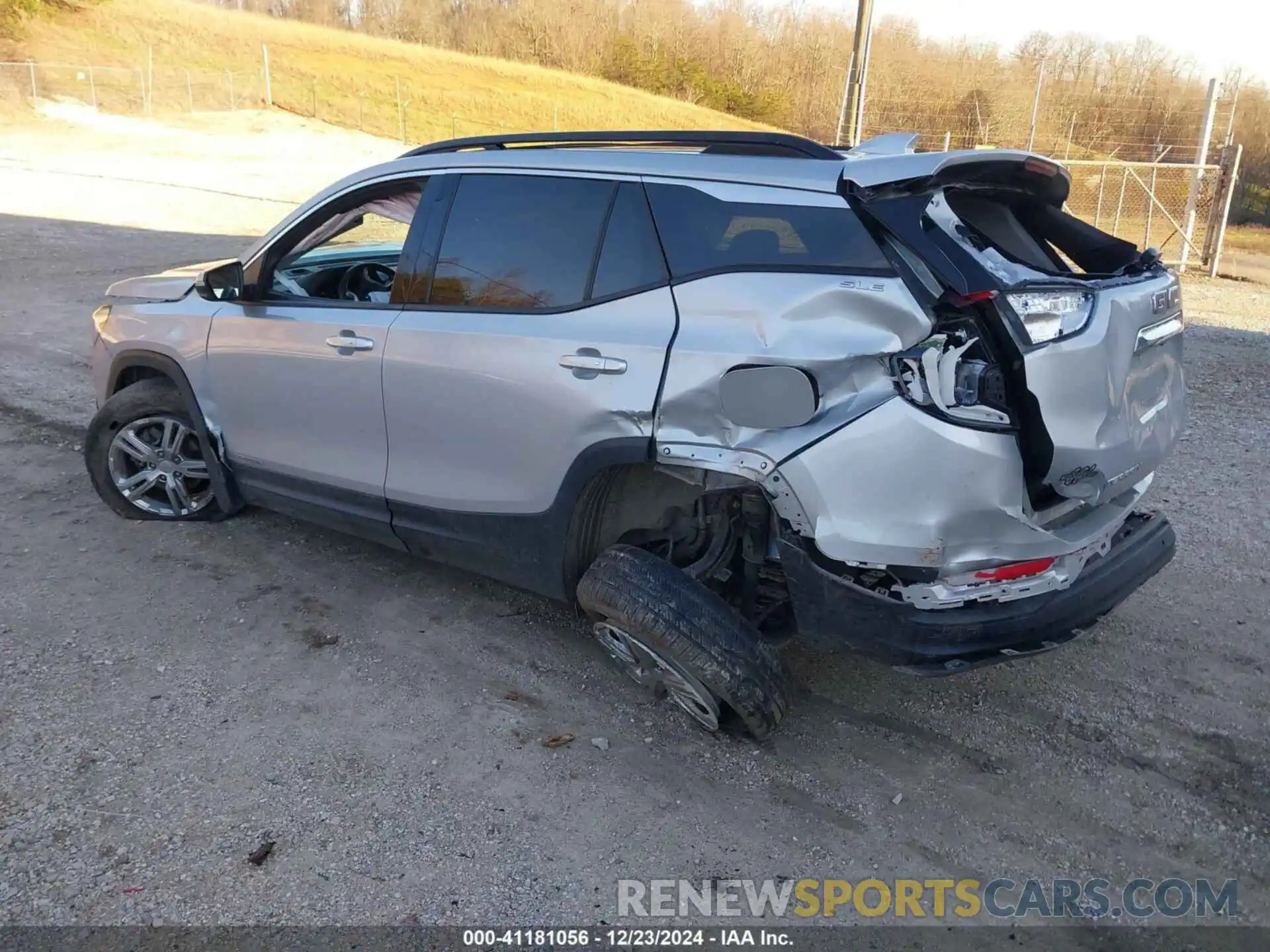 3 Photograph of a damaged car 3GKALMEV2LL220873 GMC TERRAIN 2020