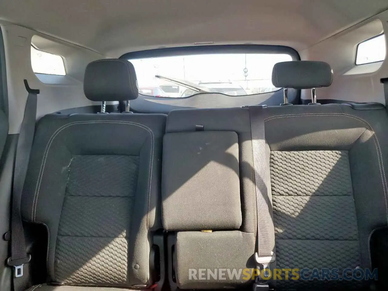 10 Photograph of a damaged car 3GKALMEV2LL296240 GMC TERRAIN 2020