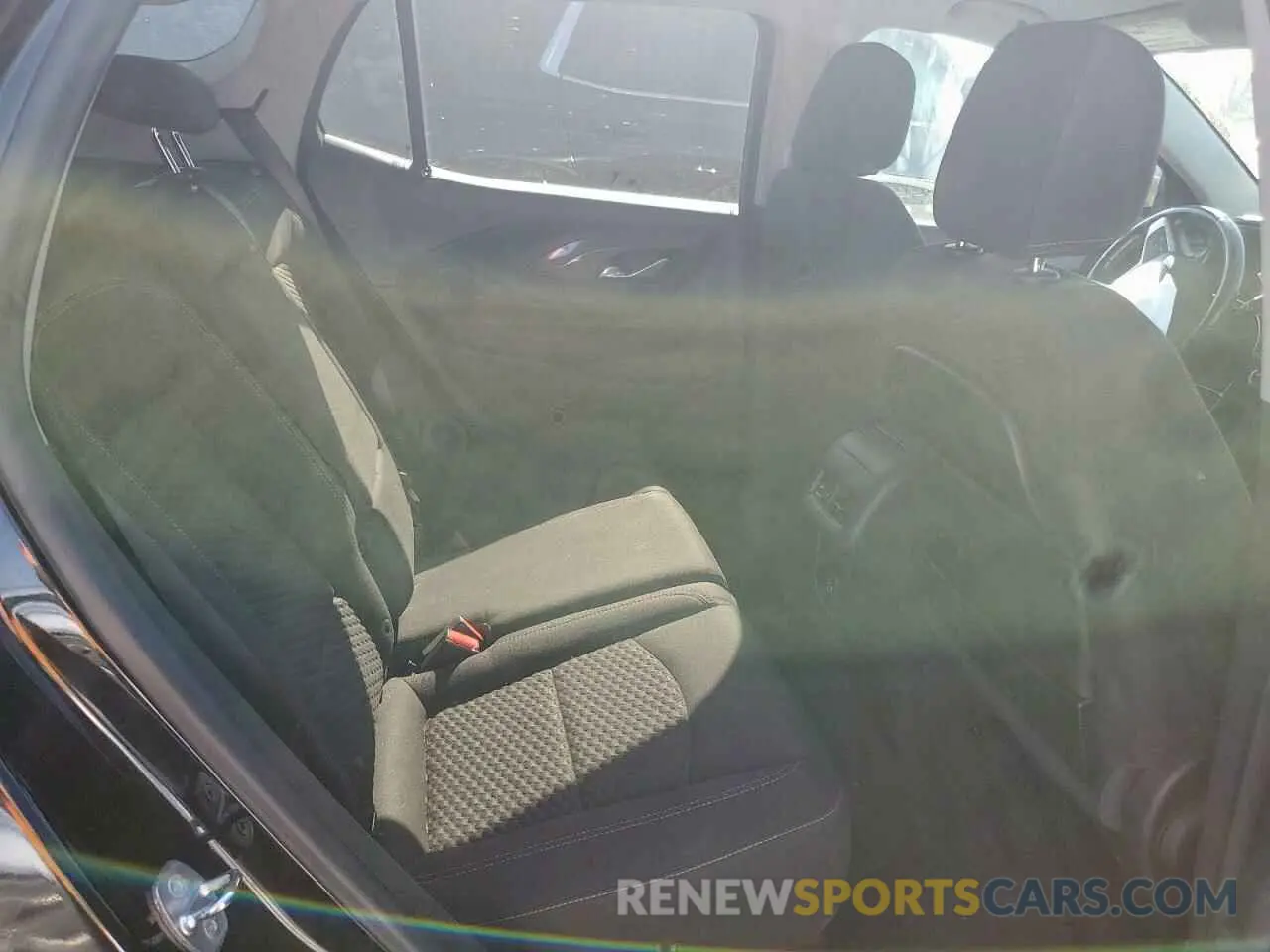 11 Photograph of a damaged car 3GKALMEV2LL296240 GMC TERRAIN 2020