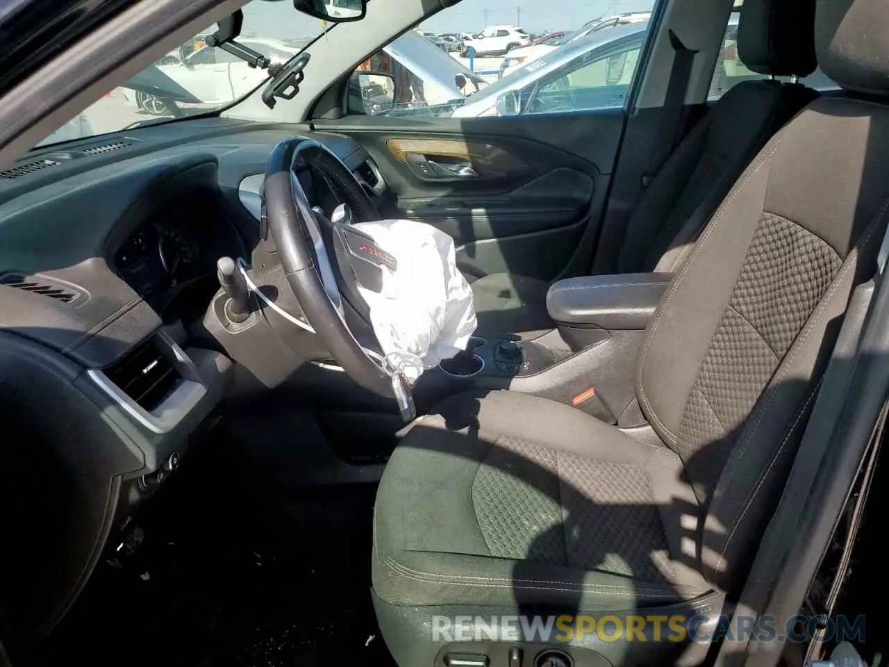 7 Photograph of a damaged car 3GKALMEV2LL296240 GMC TERRAIN 2020