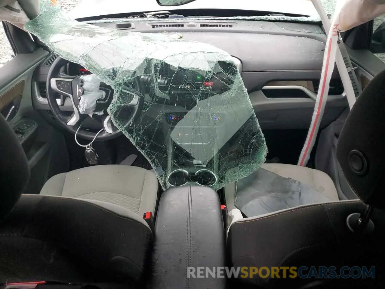 8 Photograph of a damaged car 3GKALMEV2LL334484 GMC TERRAIN 2020