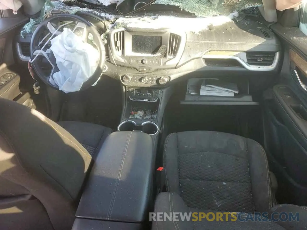 8 Photograph of a damaged car 3GKALMEV3LL317791 GMC TERRAIN 2020