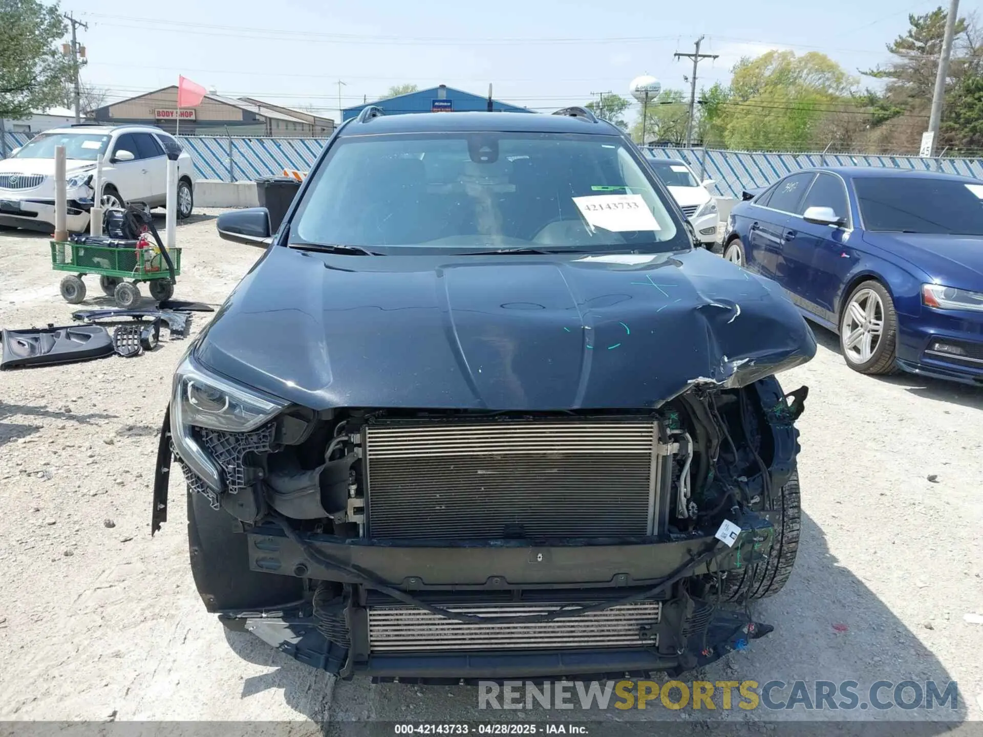 13 Photograph of a damaged car 3GKALMEV4LL174737 GMC TERRAIN 2020