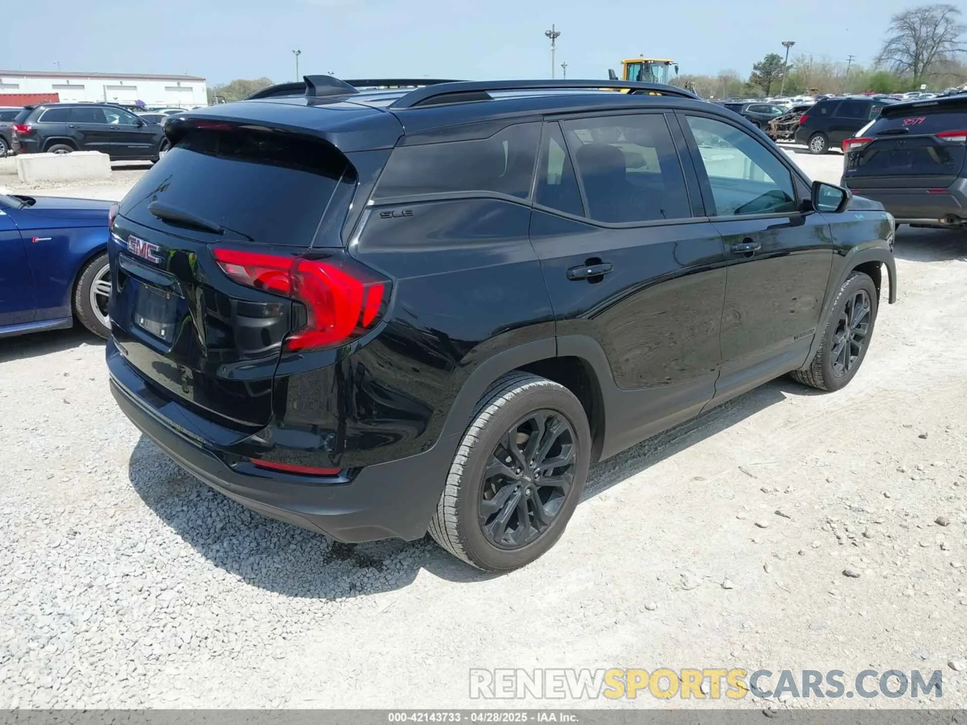 4 Photograph of a damaged car 3GKALMEV4LL174737 GMC TERRAIN 2020