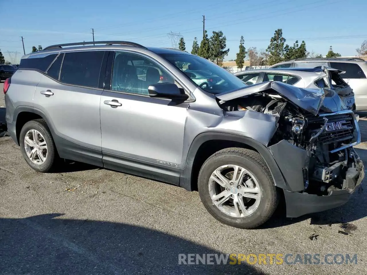 4 Photograph of a damaged car 3GKALMEV4LL311417 GMC TERRAIN 2020