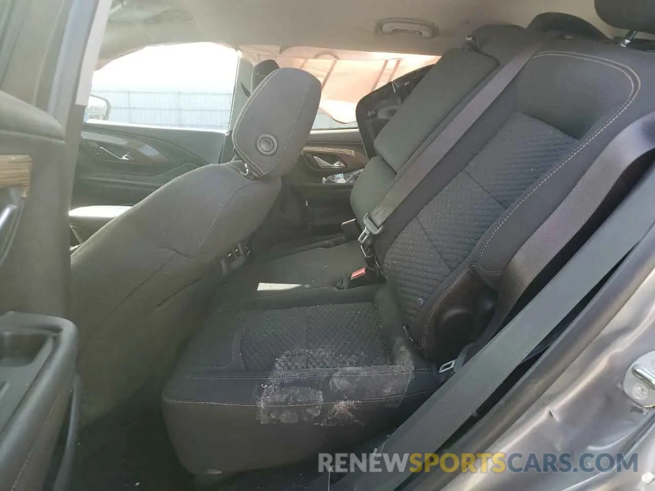 10 Photograph of a damaged car 3GKALMEV4LL344983 GMC TERRAIN 2020