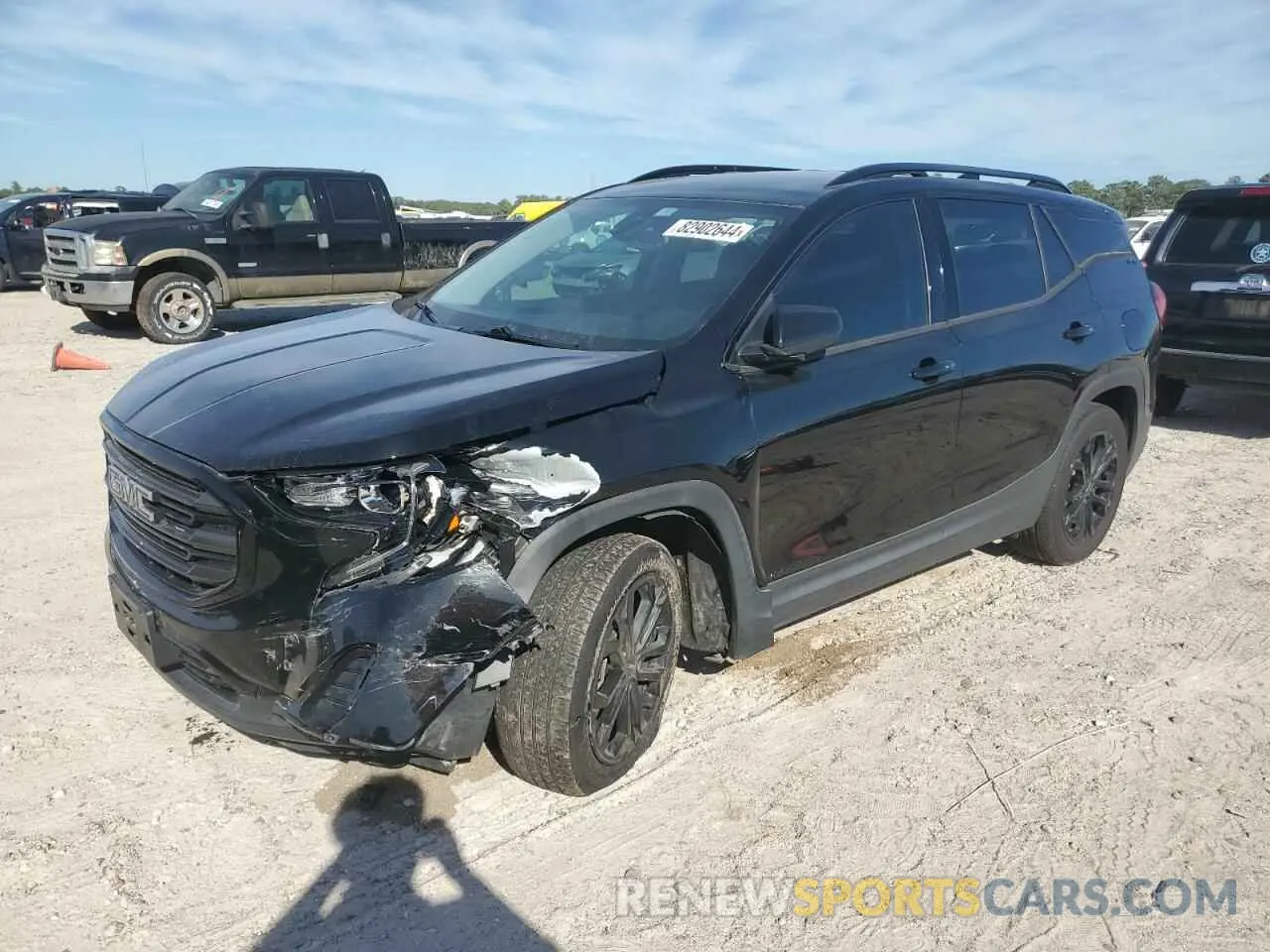 1 Photograph of a damaged car 3GKALMEV5LL156084 GMC TERRAIN 2020