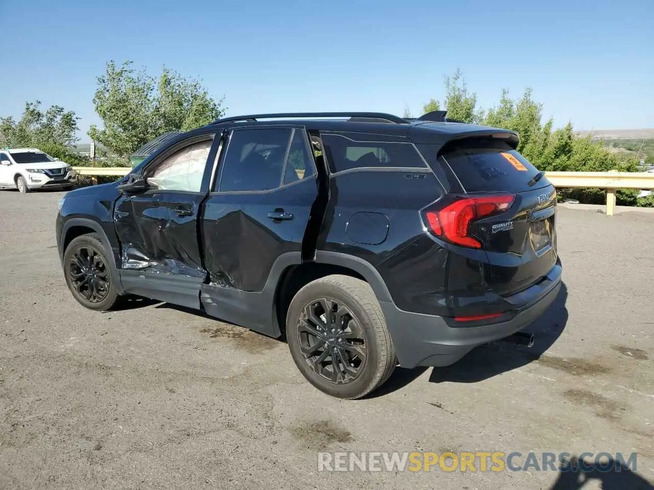 2 Photograph of a damaged car 3GKALMEV5LL173922 GMC TERRAIN 2020