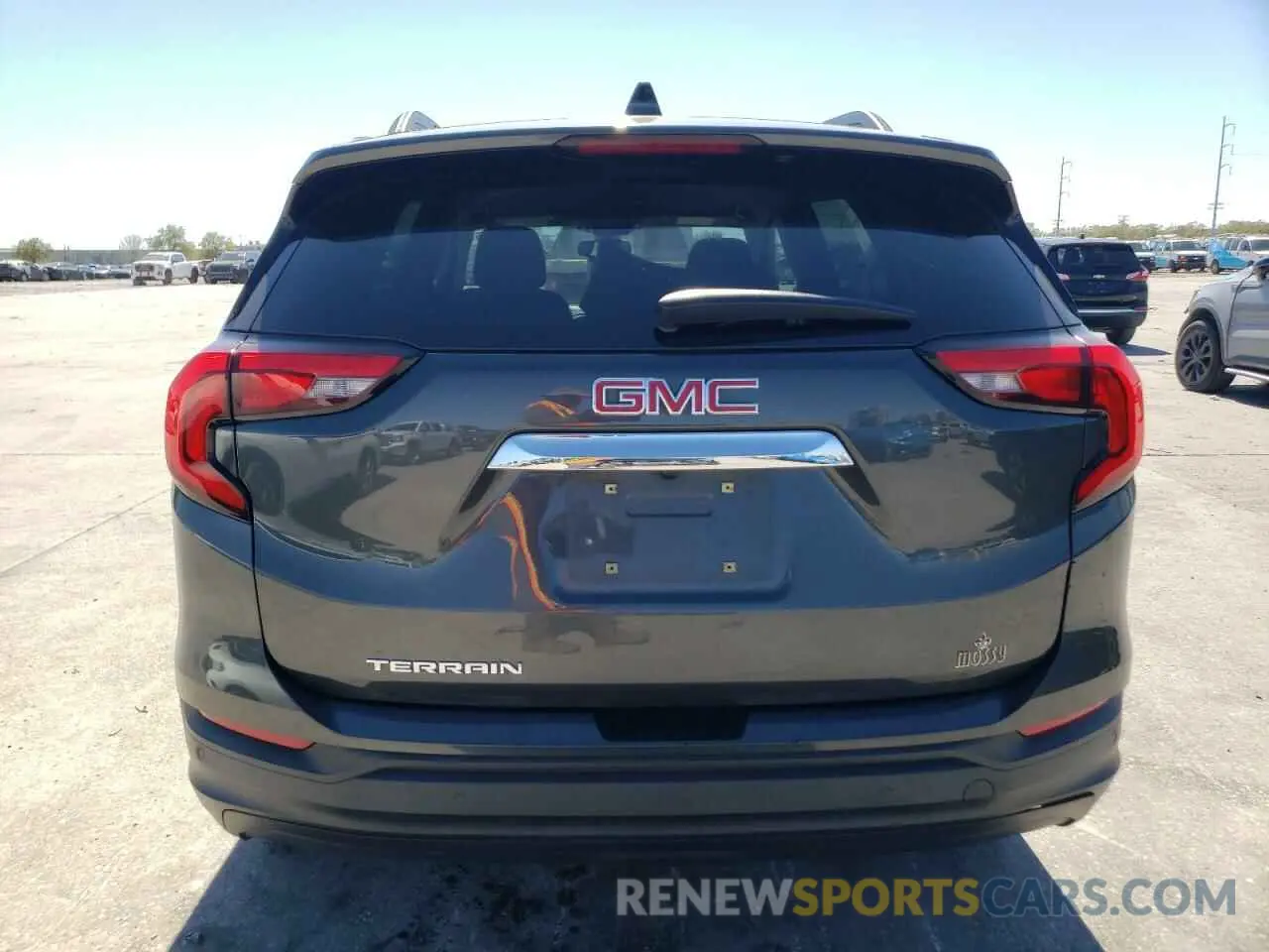 6 Photograph of a damaged car 3GKALMEV5LL230538 GMC TERRAIN 2020