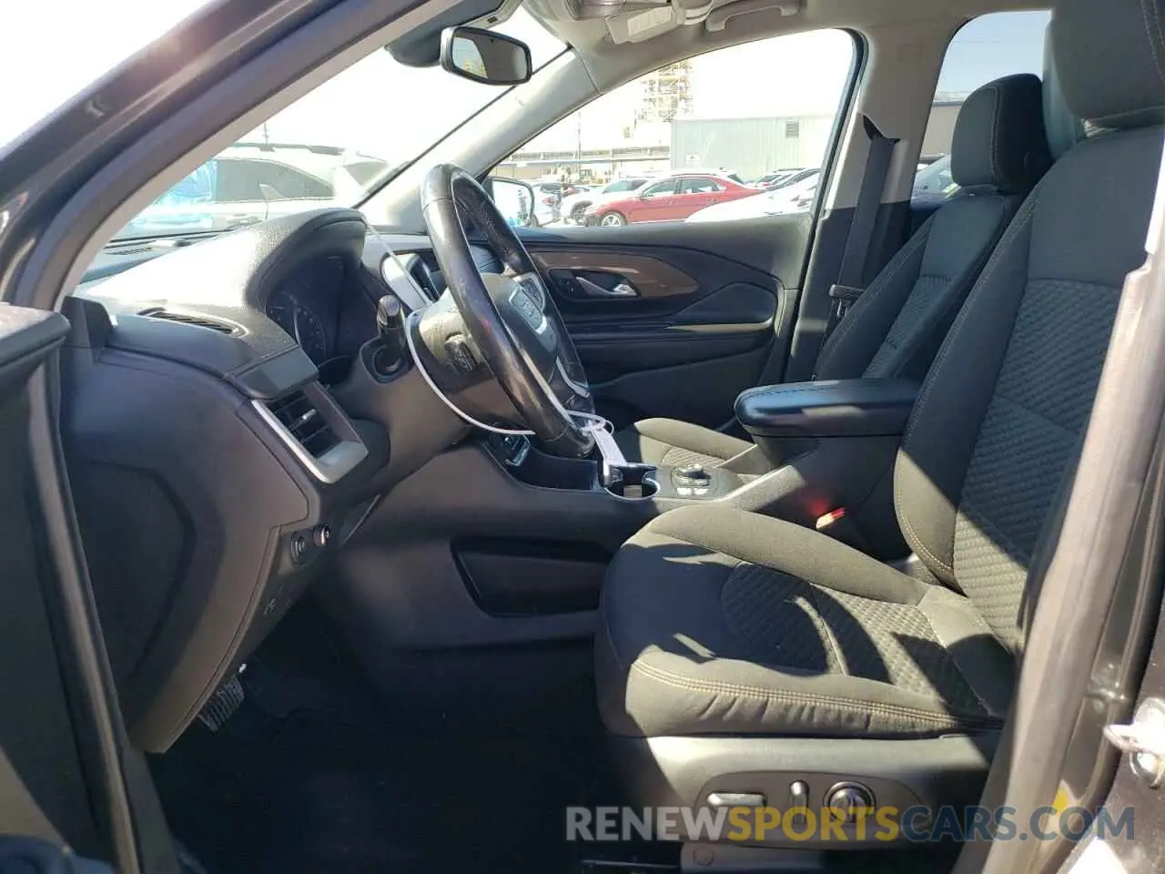 7 Photograph of a damaged car 3GKALMEV5LL230538 GMC TERRAIN 2020