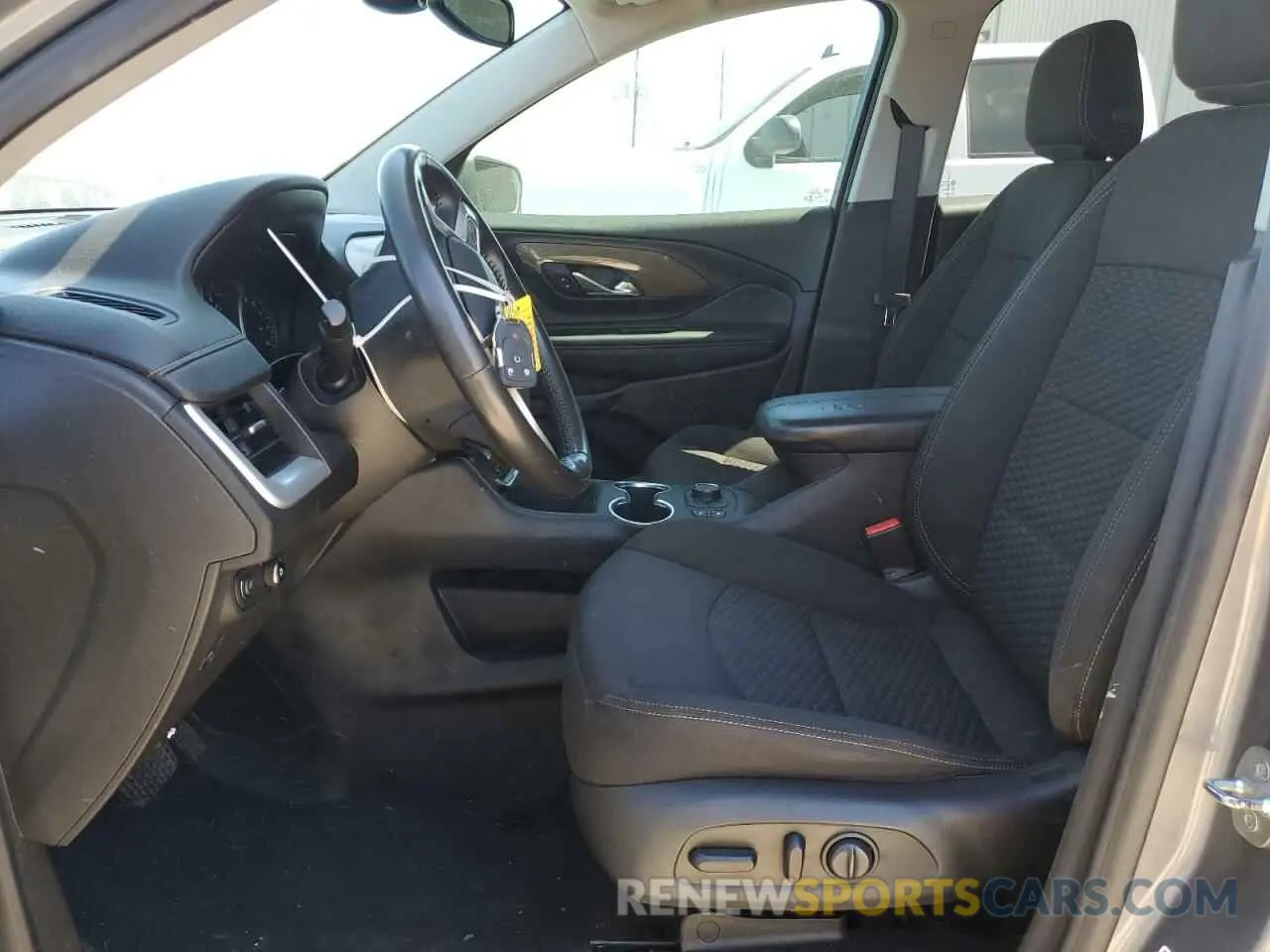 7 Photograph of a damaged car 3GKALMEV5LL312611 GMC TERRAIN 2020