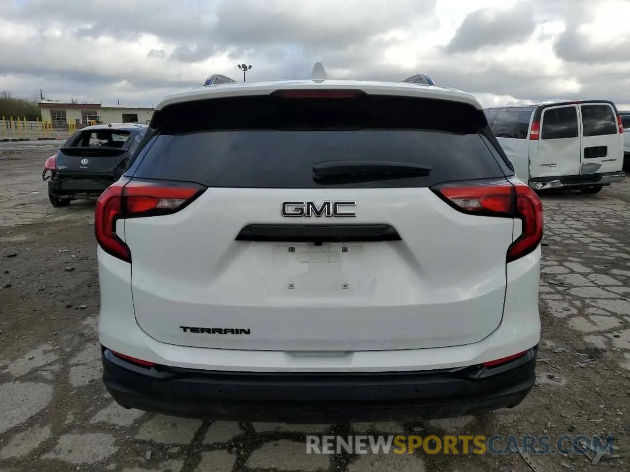 6 Photograph of a damaged car 3GKALMEV5LL343695 GMC TERRAIN 2020