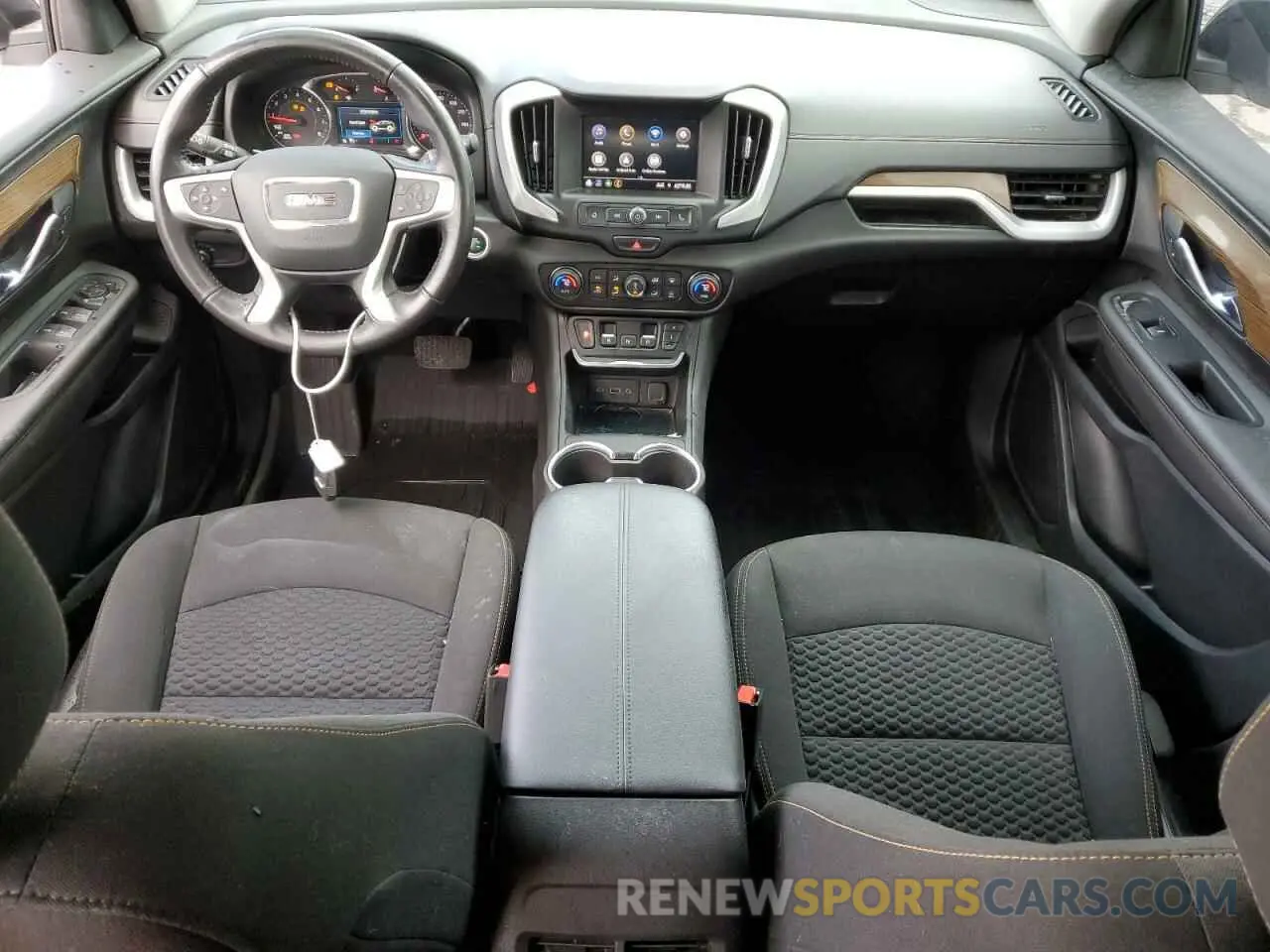 8 Photograph of a damaged car 3GKALMEV5LL343695 GMC TERRAIN 2020