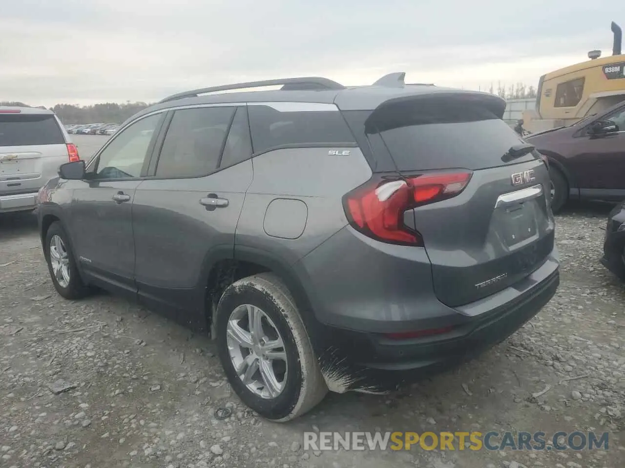 2 Photograph of a damaged car 3GKALMEV6LL110991 GMC TERRAIN 2020