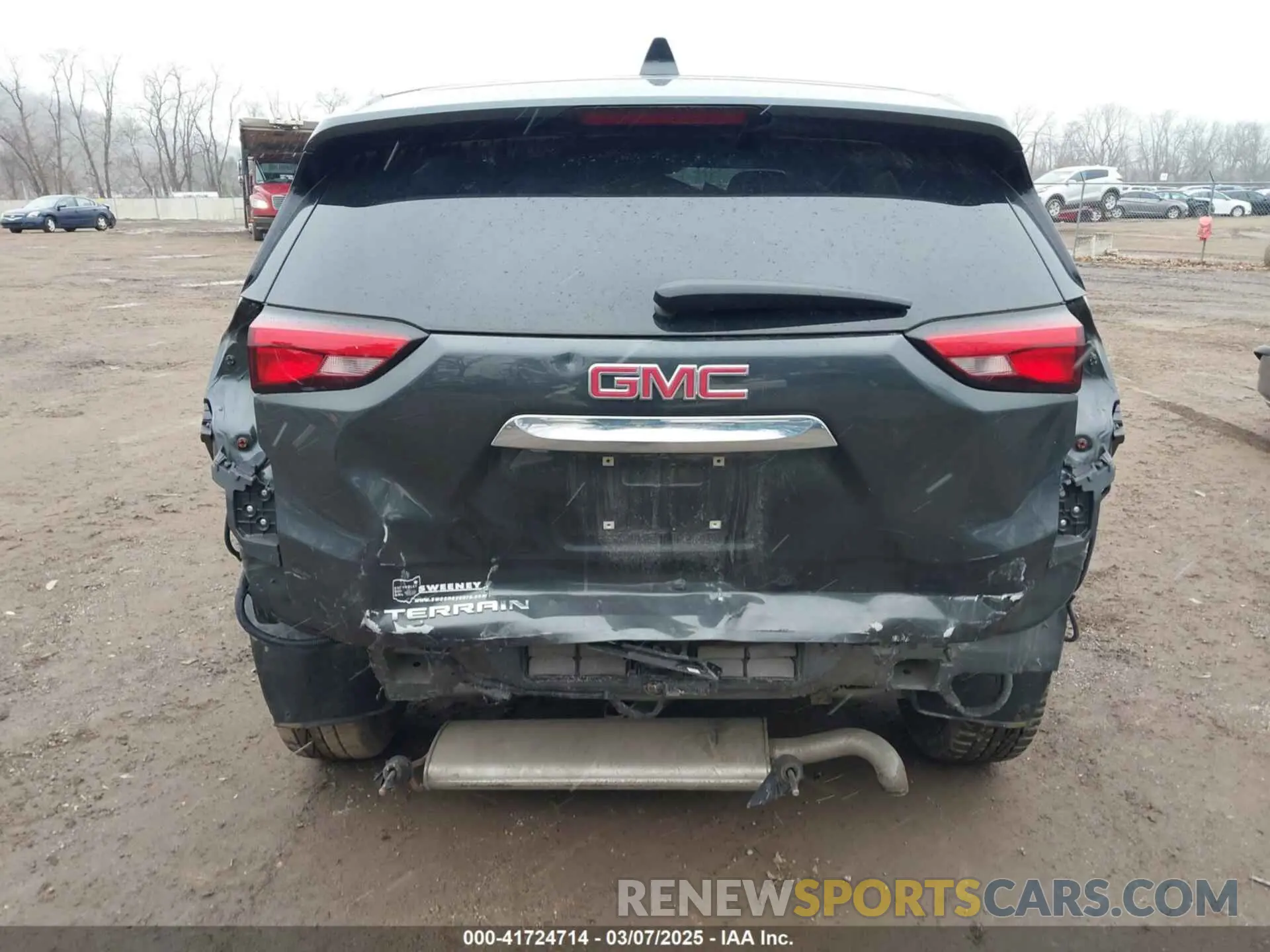 17 Photograph of a damaged car 3GKALMEV6LL194018 GMC TERRAIN 2020