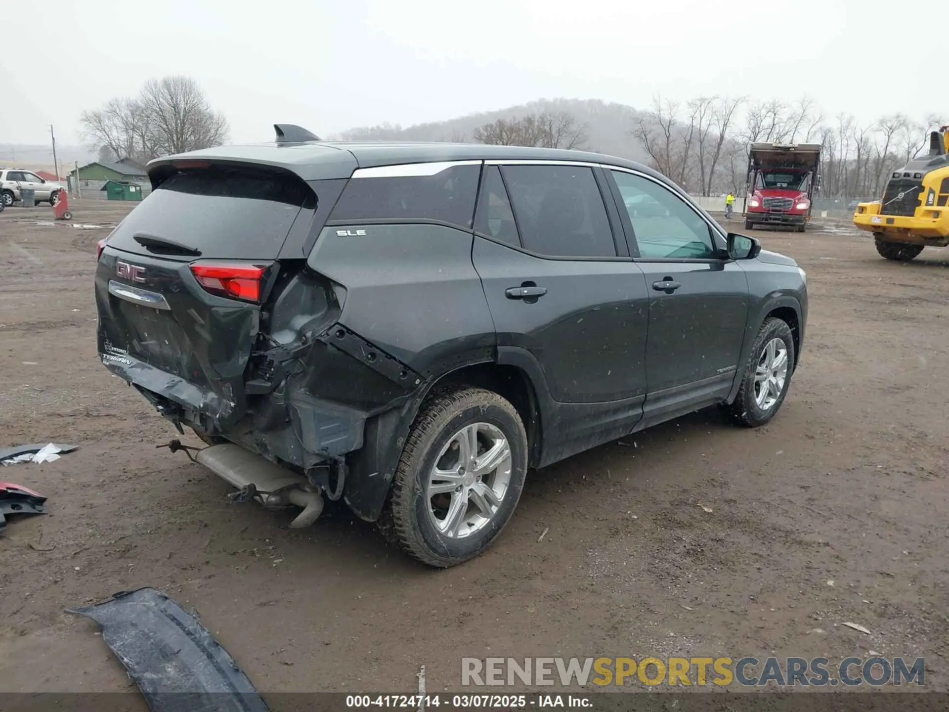 4 Photograph of a damaged car 3GKALMEV6LL194018 GMC TERRAIN 2020