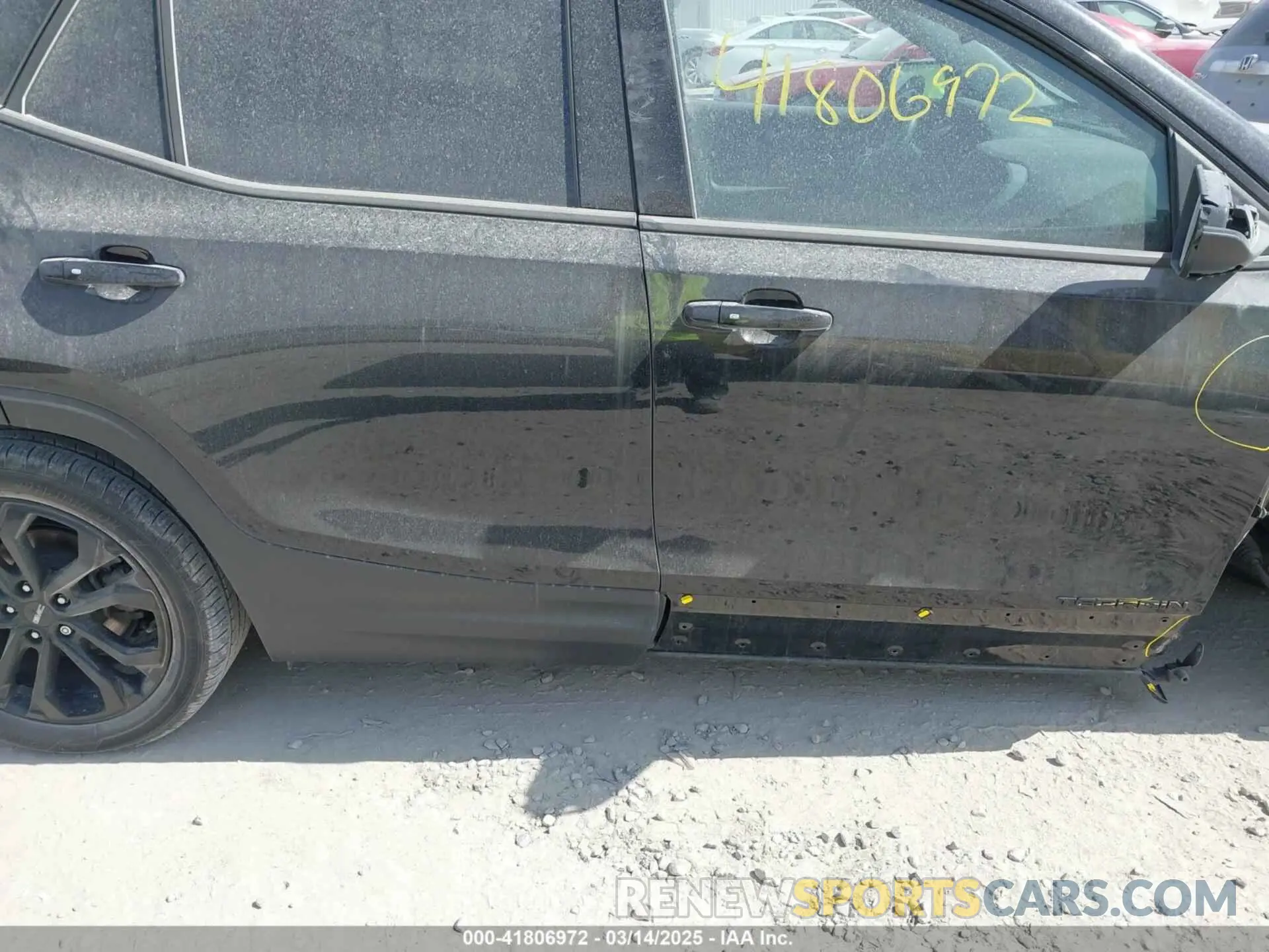 13 Photograph of a damaged car 3GKALMEV6LL198876 GMC TERRAIN 2020