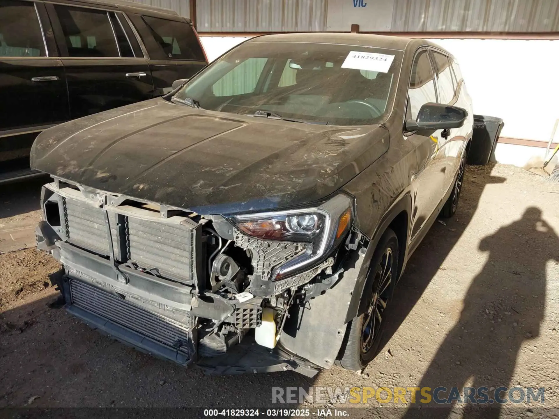 2 Photograph of a damaged car 3GKALMEV6LL296032 GMC TERRAIN 2020