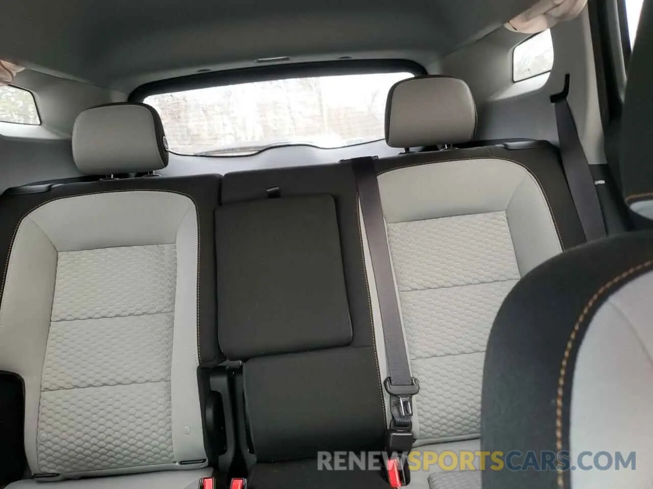 10 Photograph of a damaged car 3GKALMEV6LL304517 GMC TERRAIN 2020