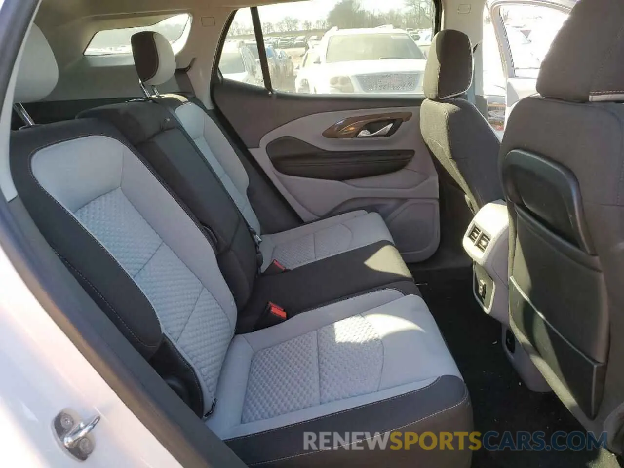 11 Photograph of a damaged car 3GKALMEV7LL227530 GMC TERRAIN 2020