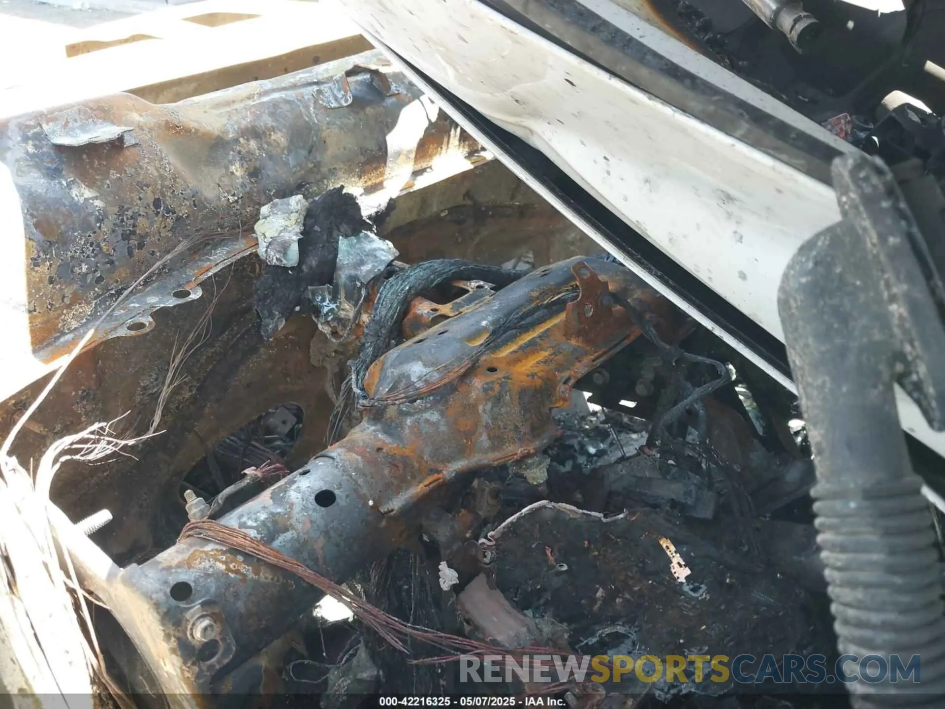 14 Photograph of a damaged car 3GKALMEV7LL284018 GMC TERRAIN 2020