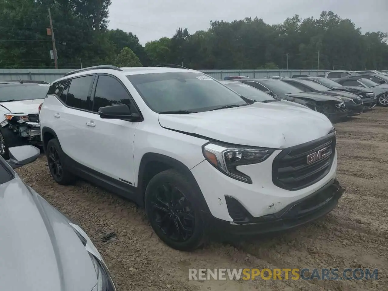4 Photograph of a damaged car 3GKALMEV8LL139327 GMC TERRAIN 2020