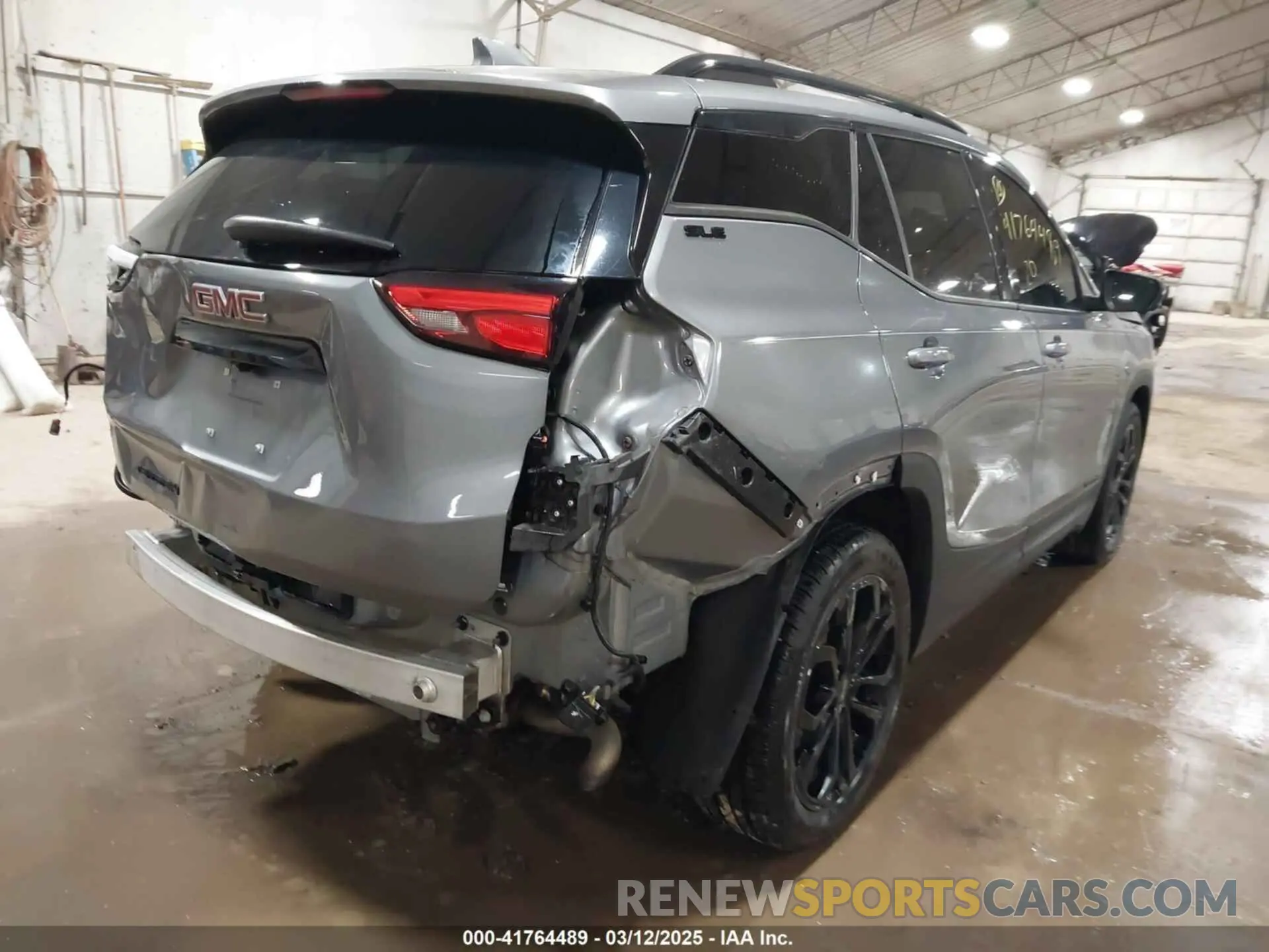 4 Photograph of a damaged car 3GKALMEV8LL139974 GMC TERRAIN 2020