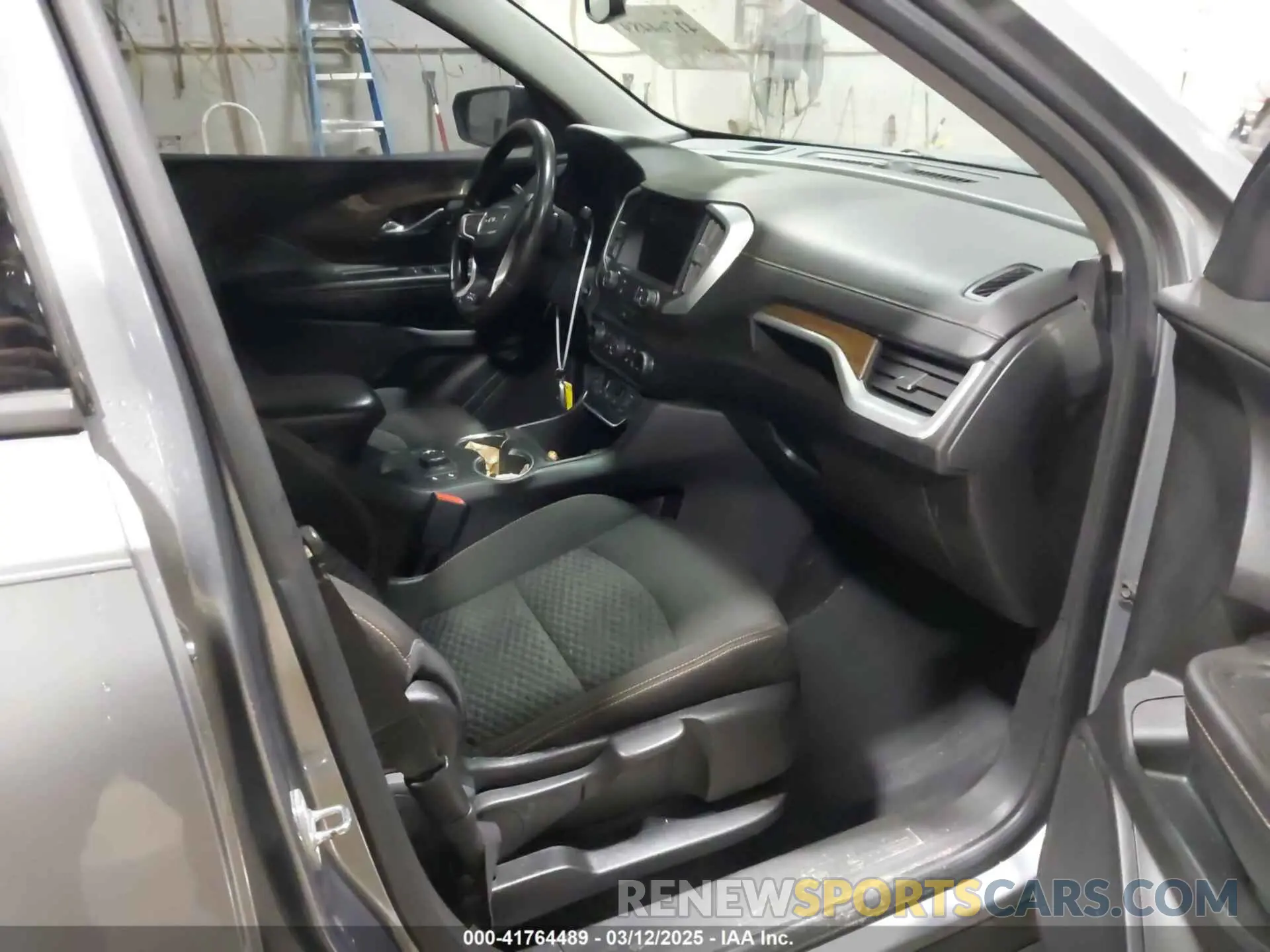 5 Photograph of a damaged car 3GKALMEV8LL139974 GMC TERRAIN 2020