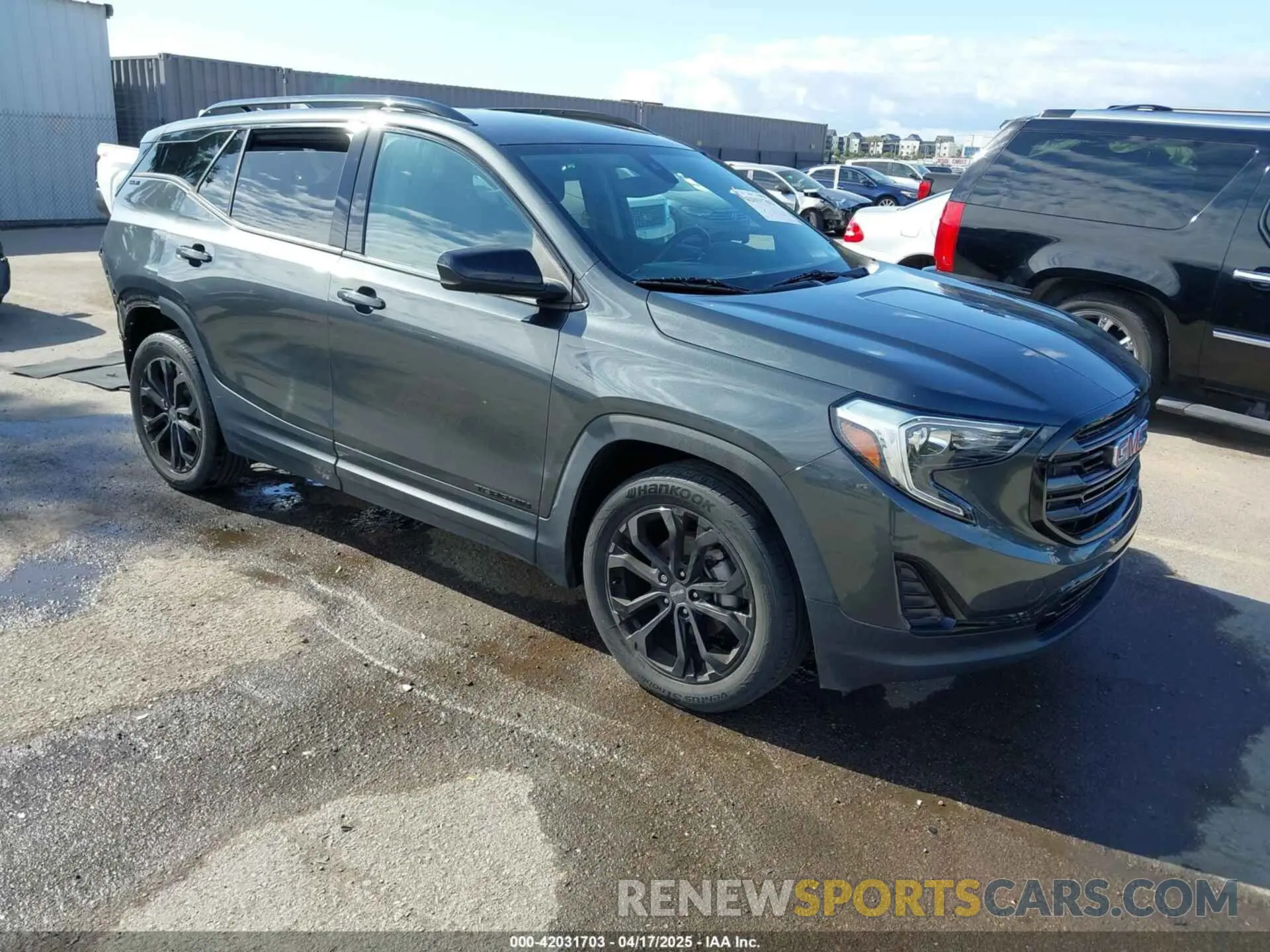 1 Photograph of a damaged car 3GKALMEV8LL157133 GMC TERRAIN 2020