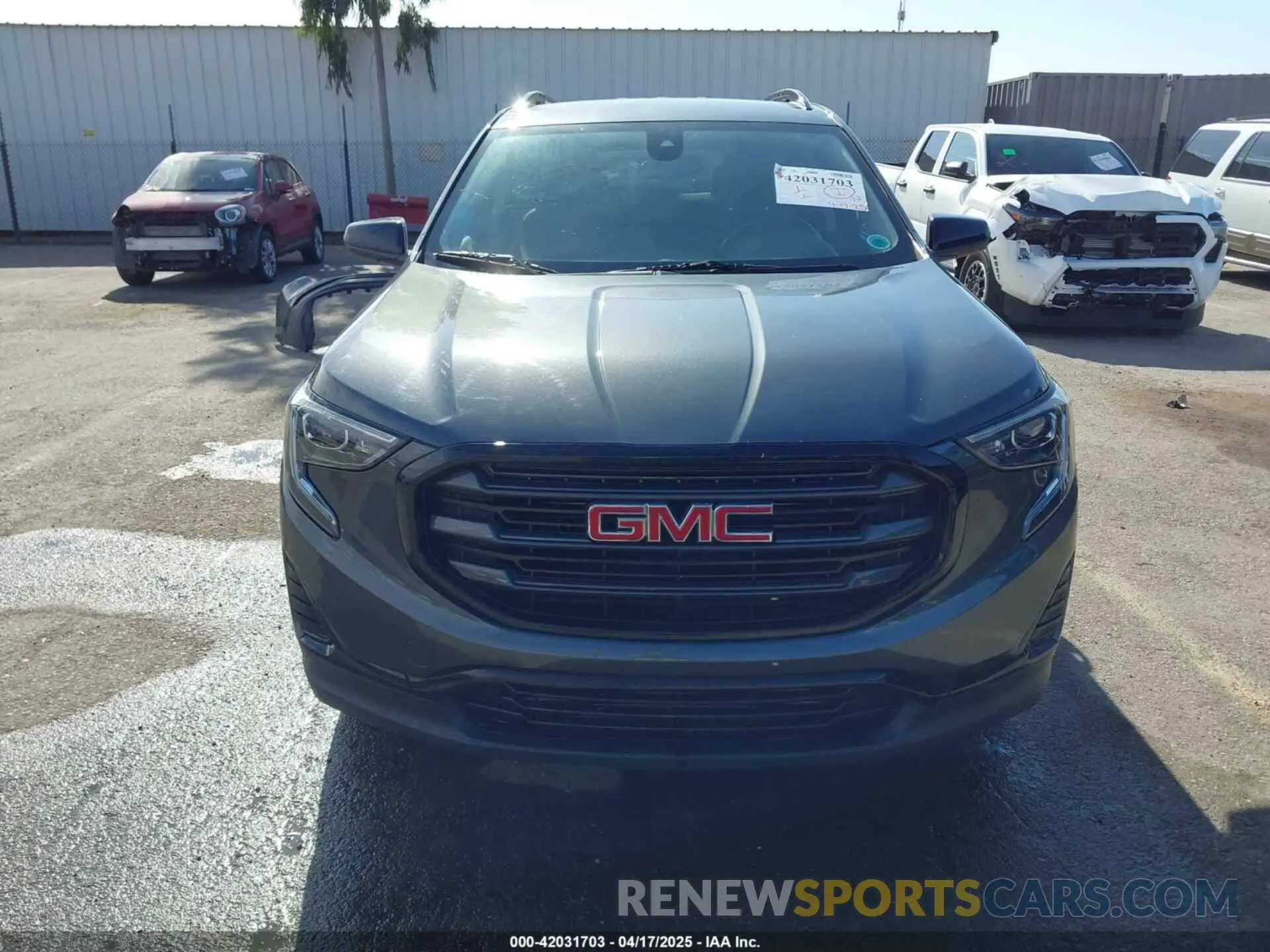 13 Photograph of a damaged car 3GKALMEV8LL157133 GMC TERRAIN 2020
