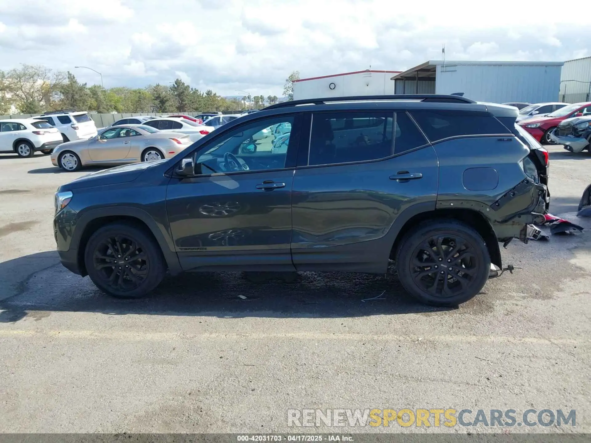 15 Photograph of a damaged car 3GKALMEV8LL157133 GMC TERRAIN 2020
